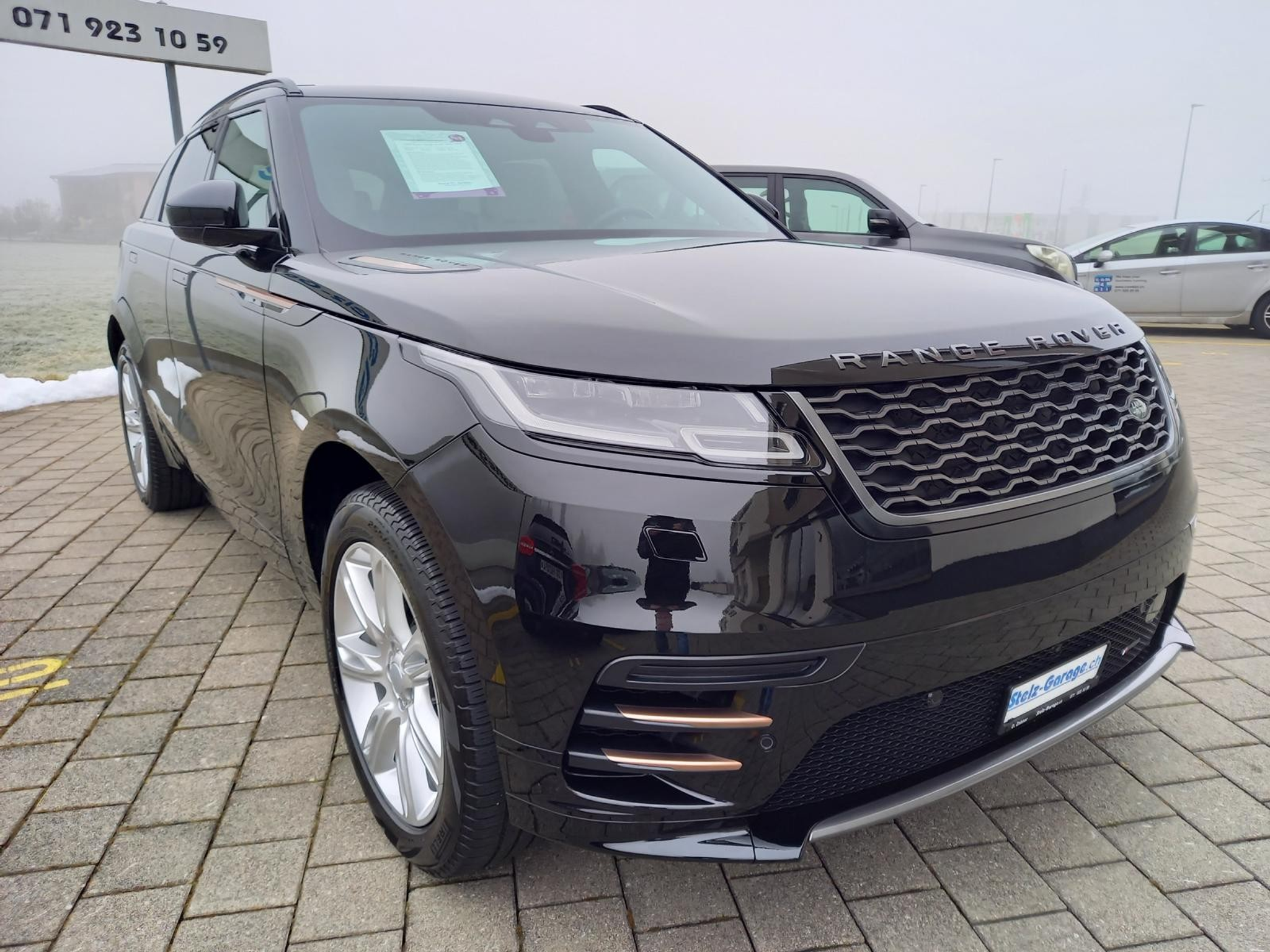 listing desktop thumbnail image 3