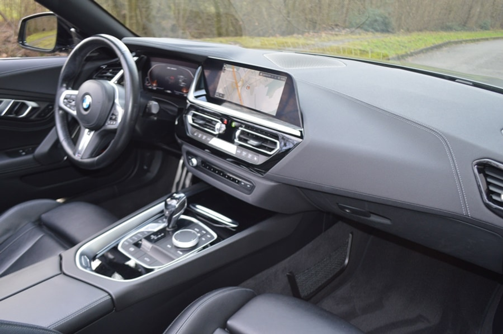 listing desktop thumbnail image 9