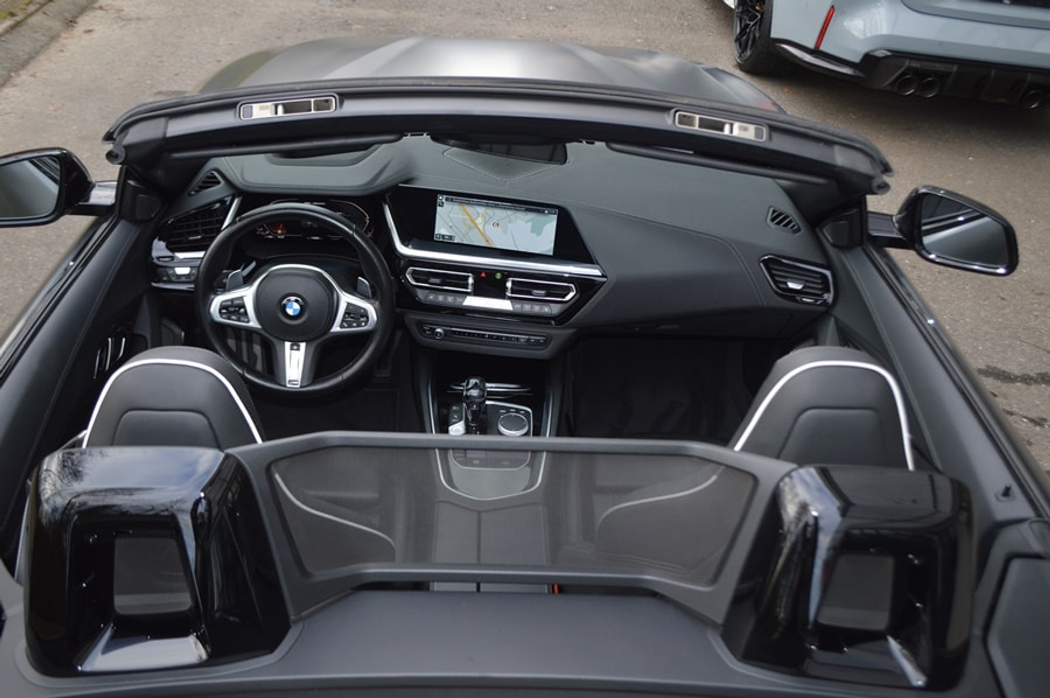 listing desktop thumbnail image 10