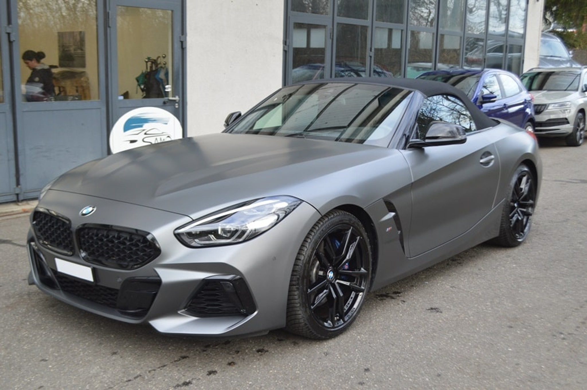 listing desktop thumbnail image 2