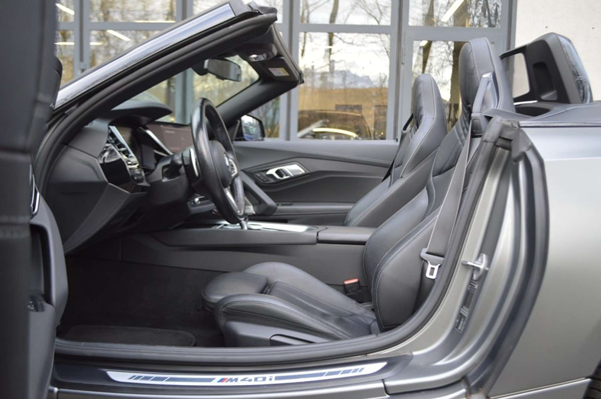 listing desktop thumbnail image 6