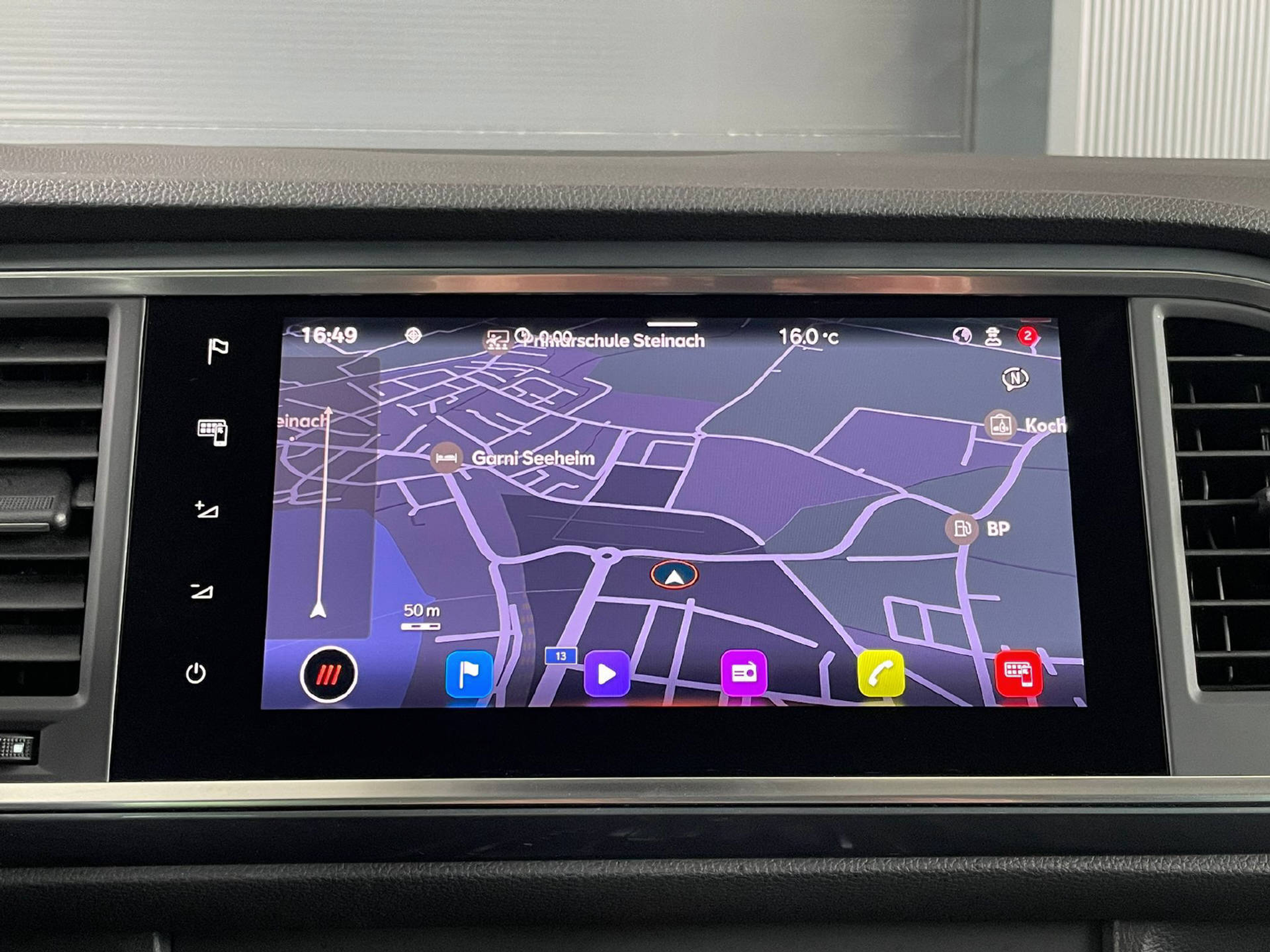 listing desktop thumbnail image 12