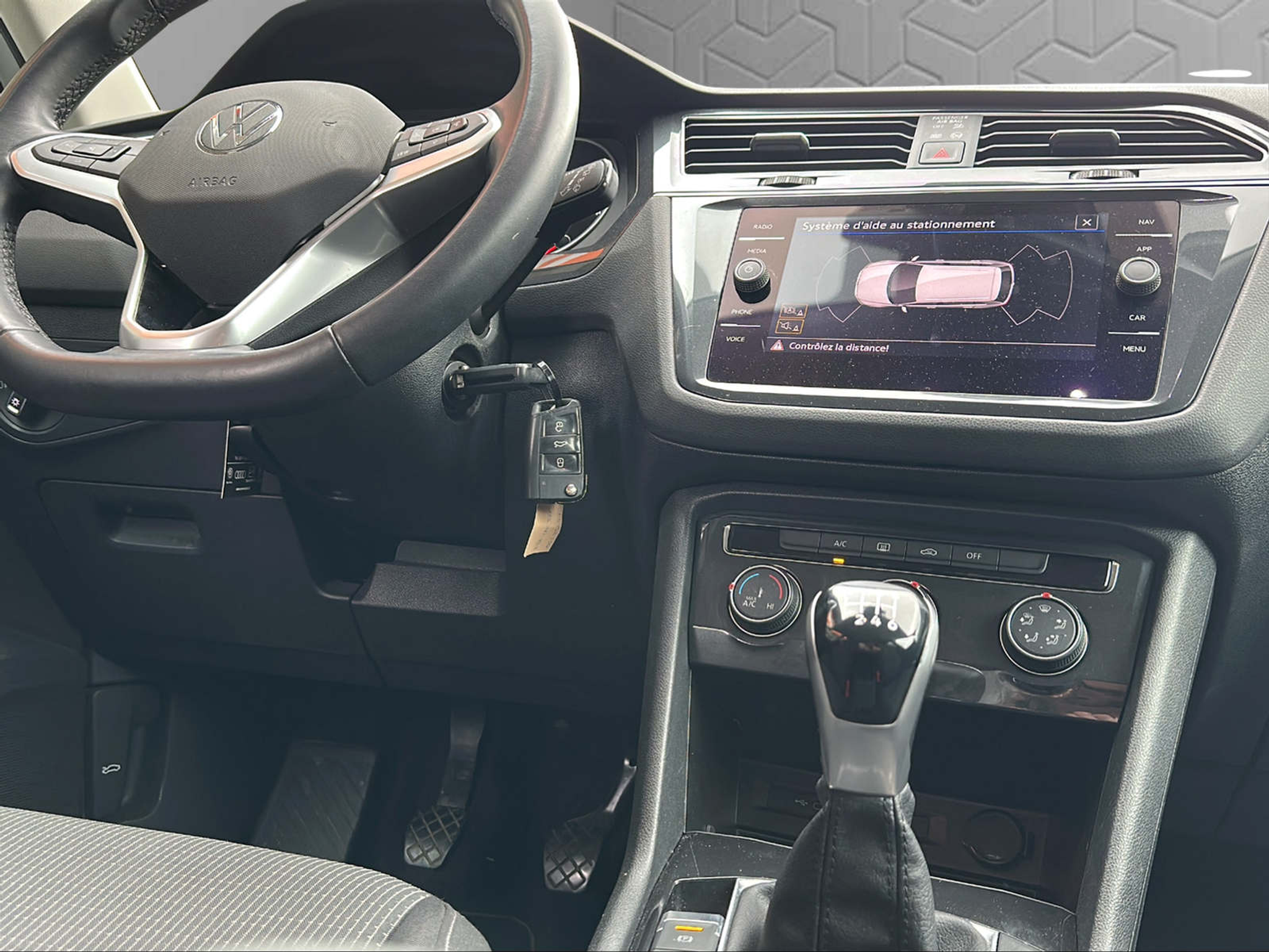 listing desktop thumbnail image 11