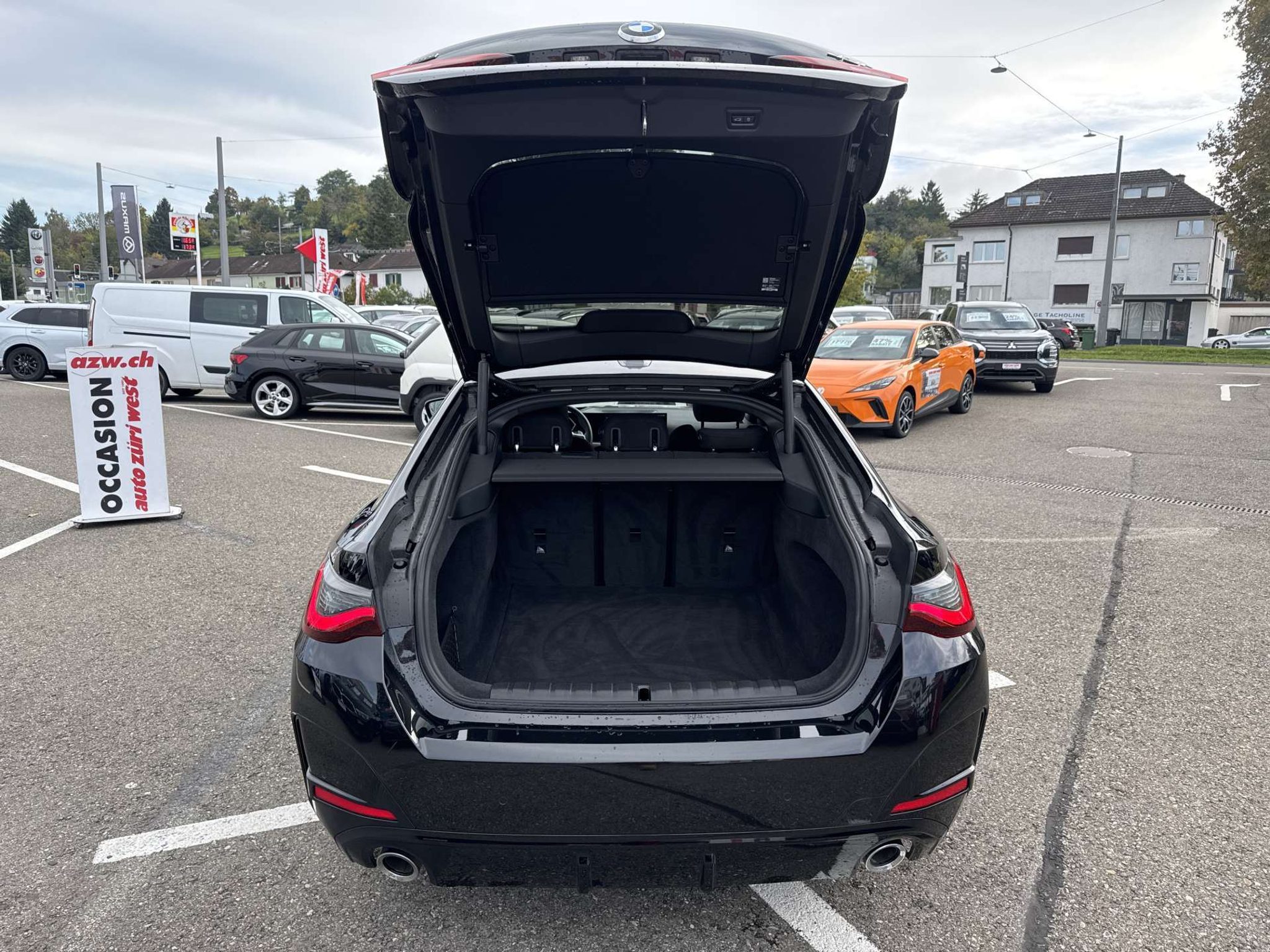 listing desktop thumbnail image 7