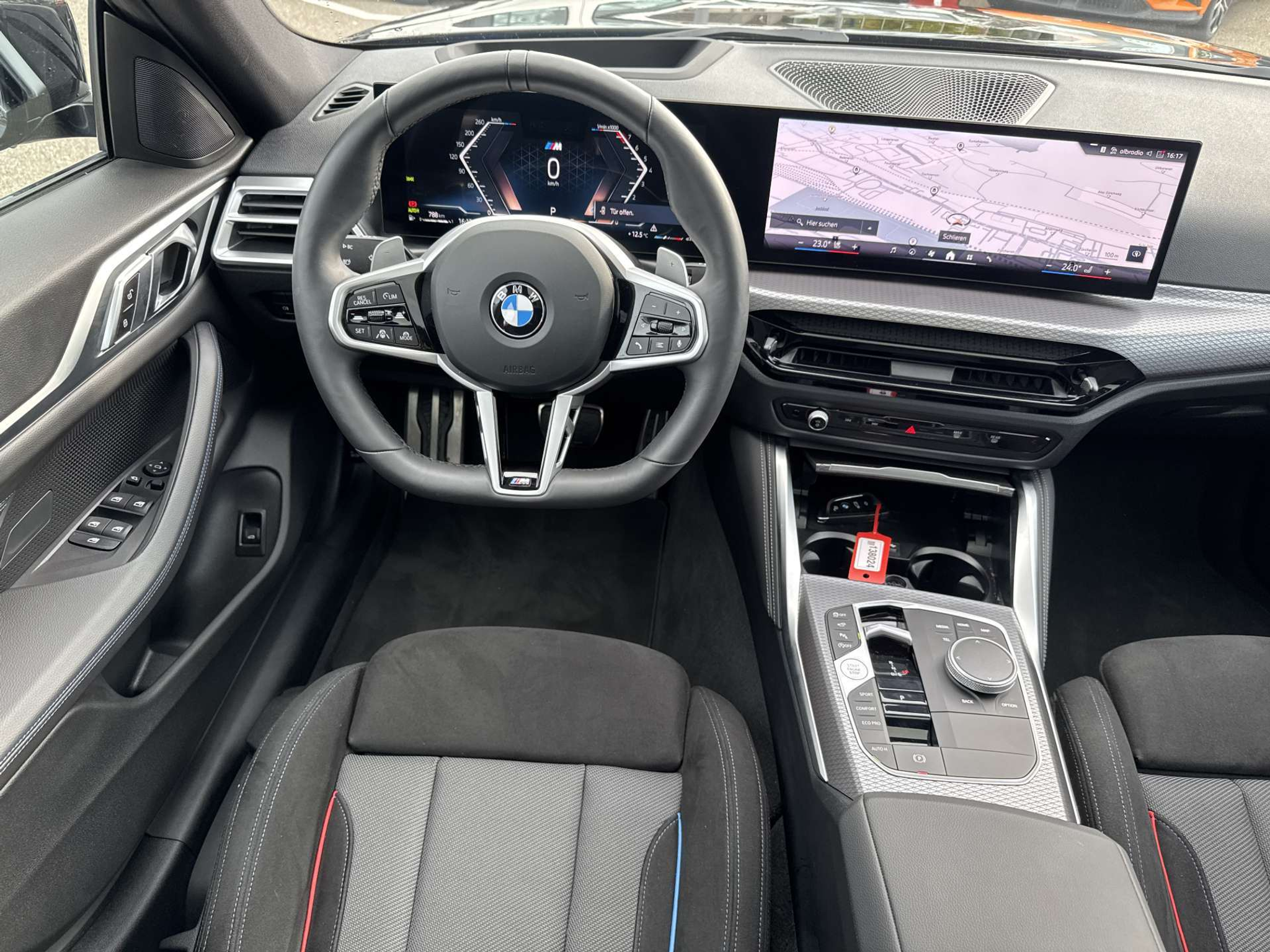 listing desktop thumbnail image 4