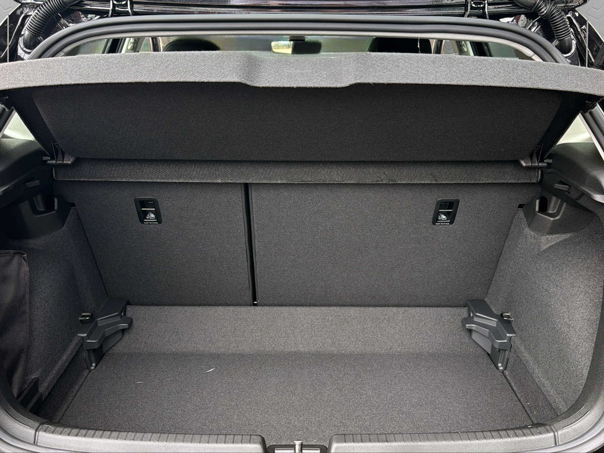 listing desktop thumbnail image 13