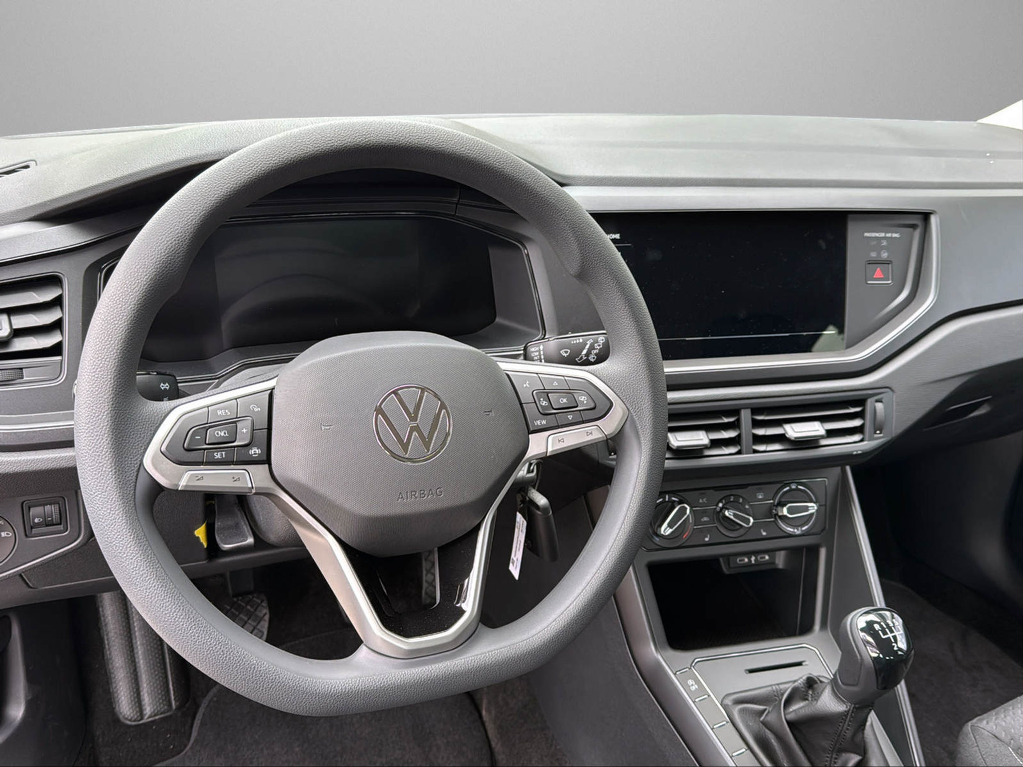 listing desktop thumbnail image 7