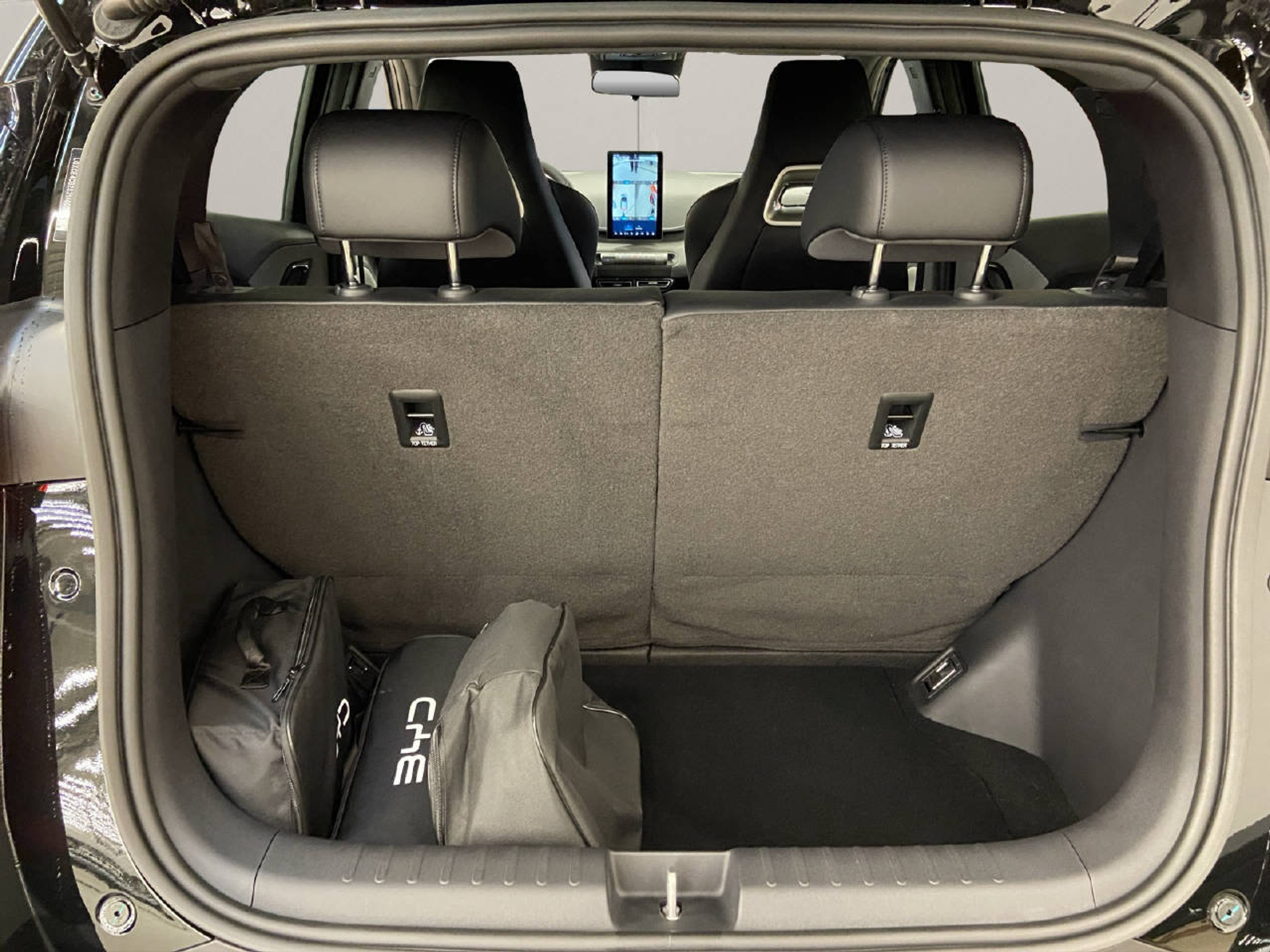 listing desktop thumbnail image 11