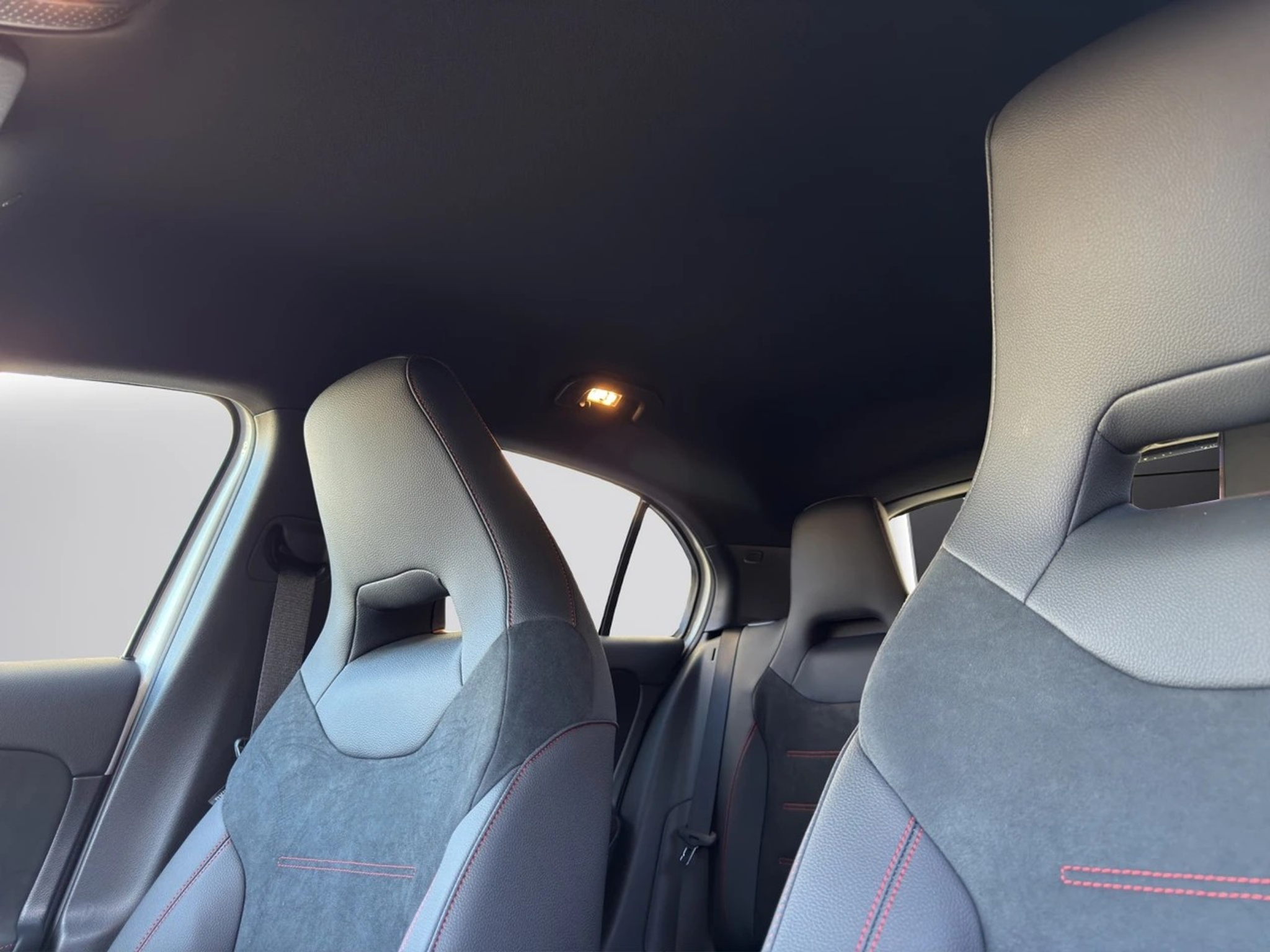 listing desktop thumbnail image 7