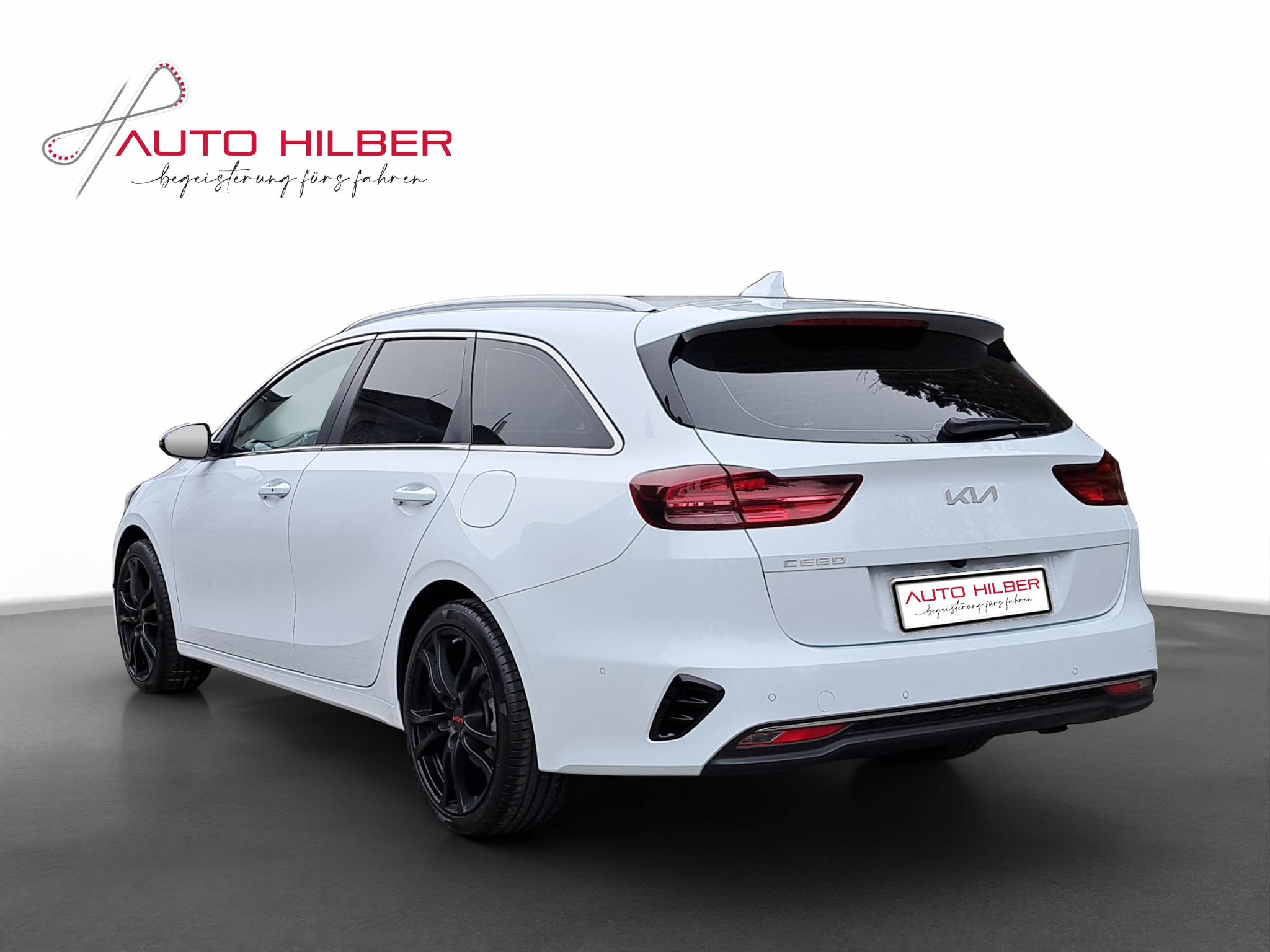 listing desktop thumbnail image 3