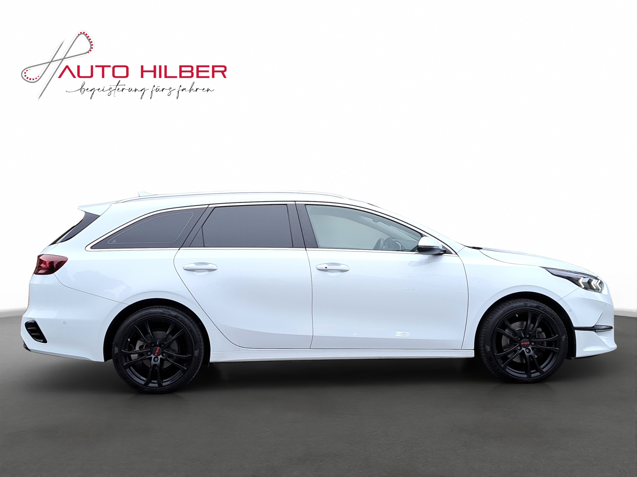 listing desktop thumbnail image 12