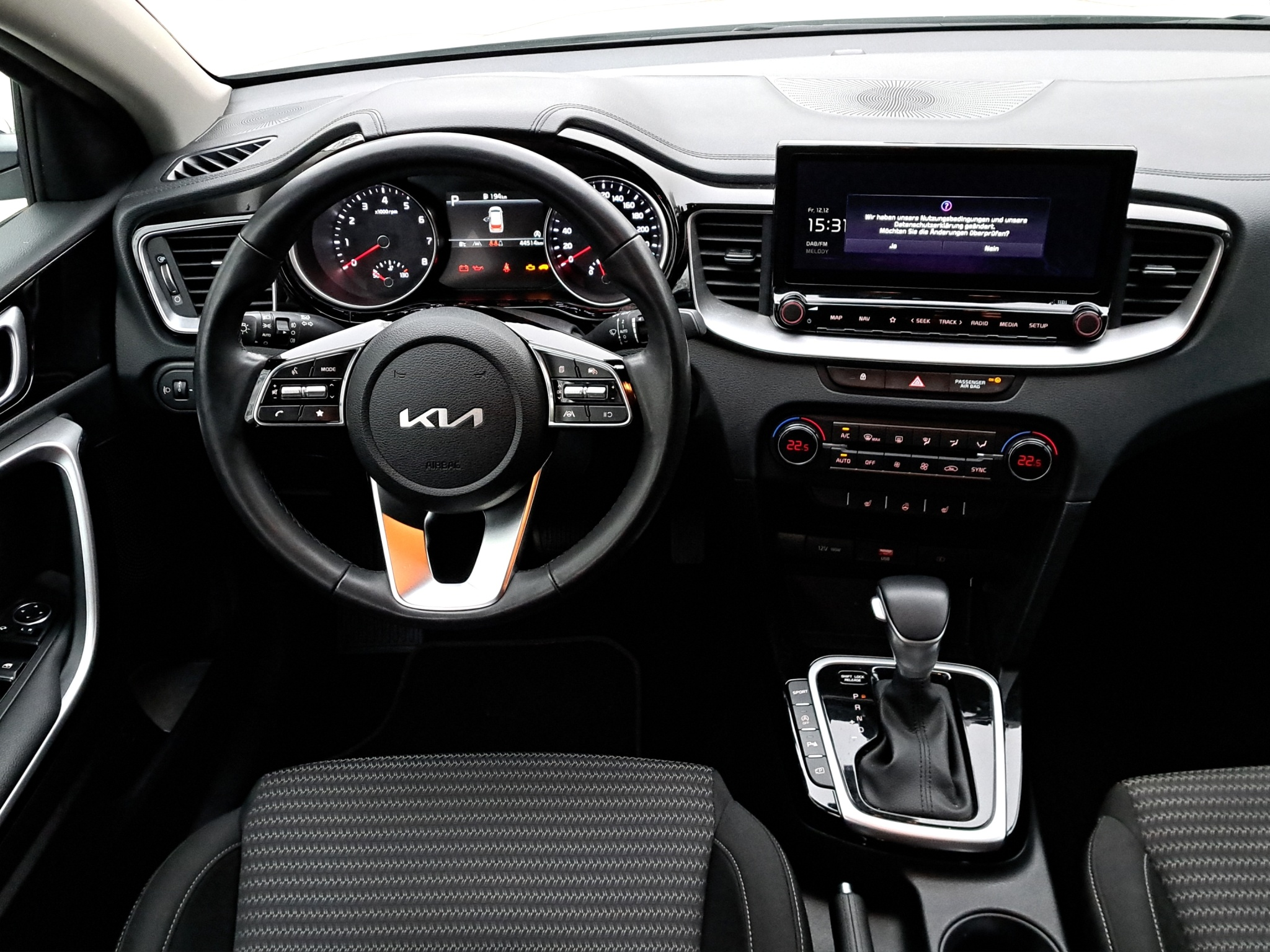 listing desktop thumbnail image 8