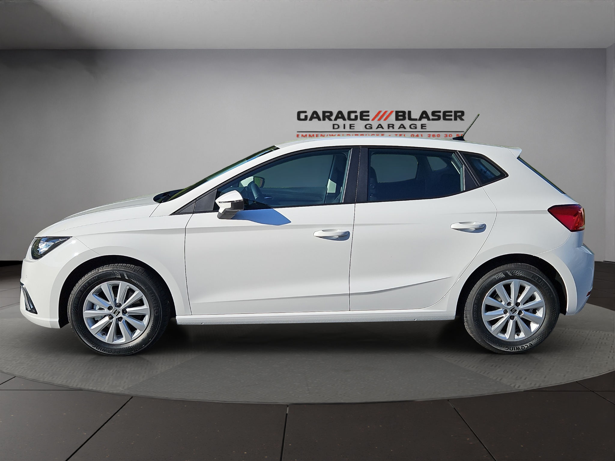 listing desktop thumbnail image 1