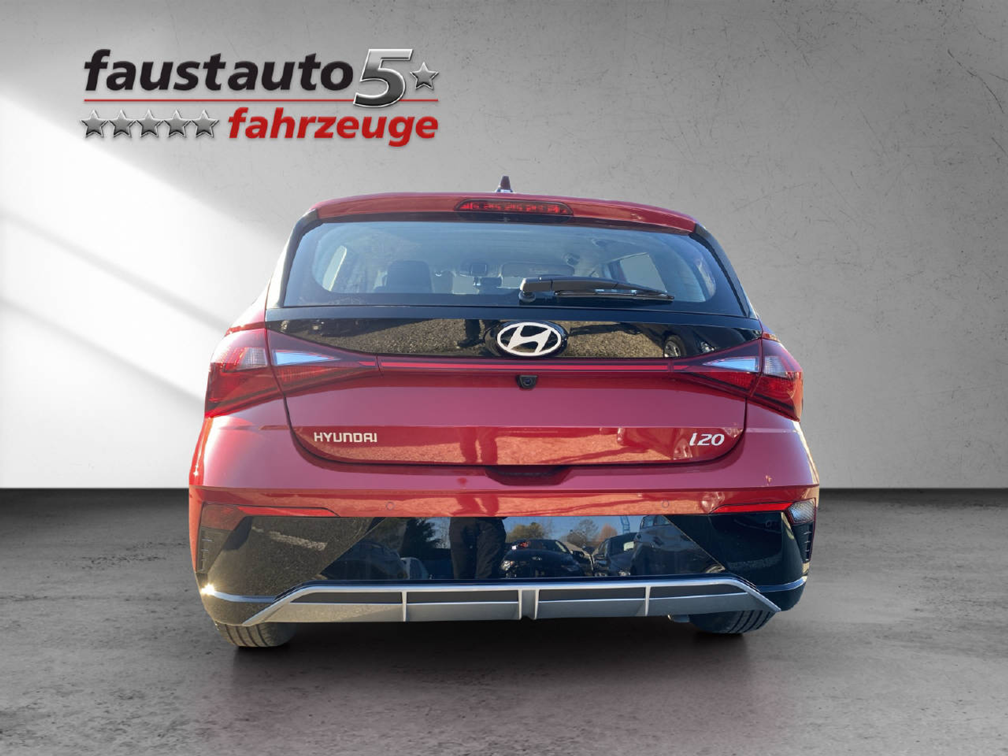 listing desktop thumbnail image 3