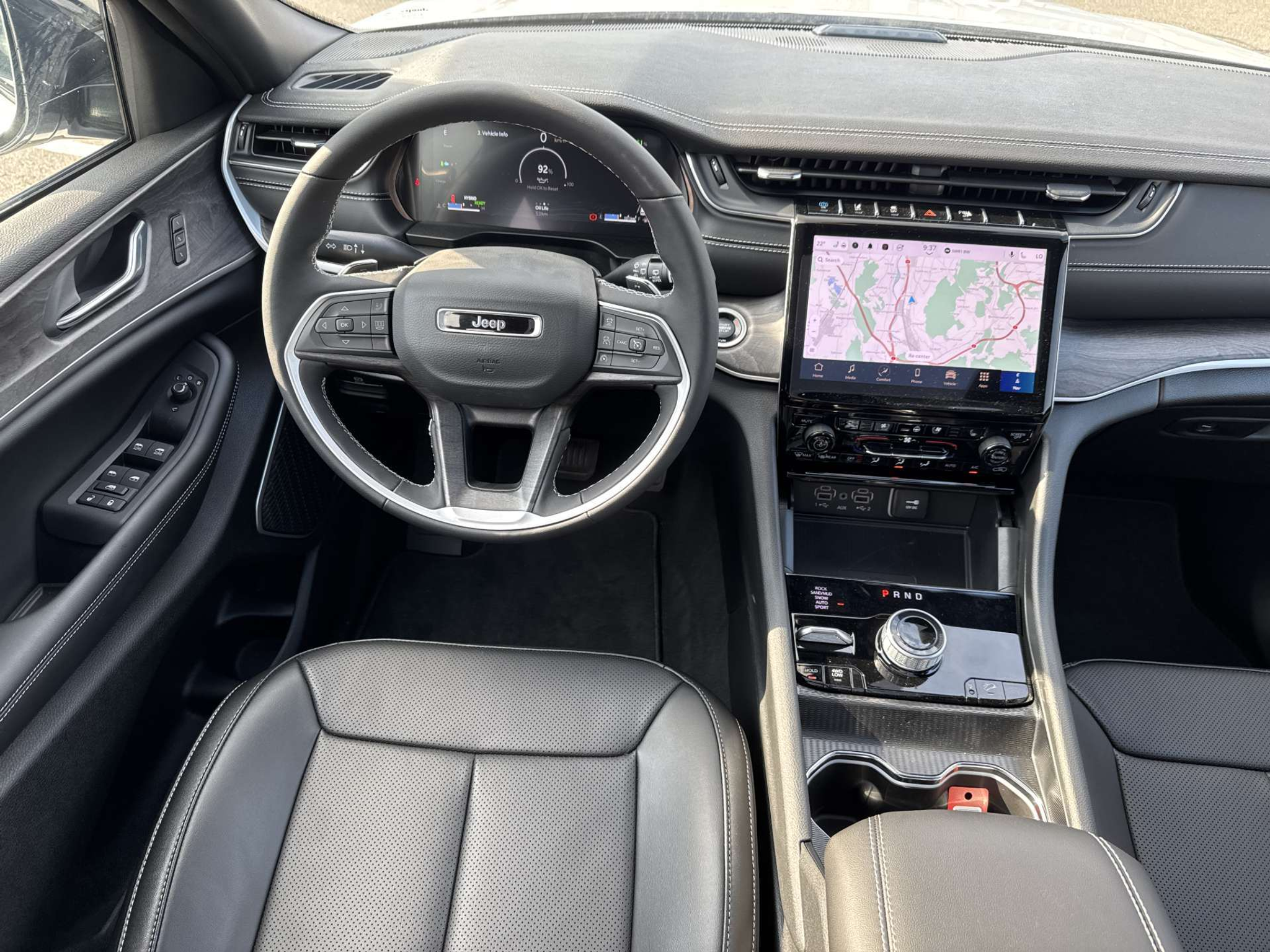 listing desktop thumbnail image 3