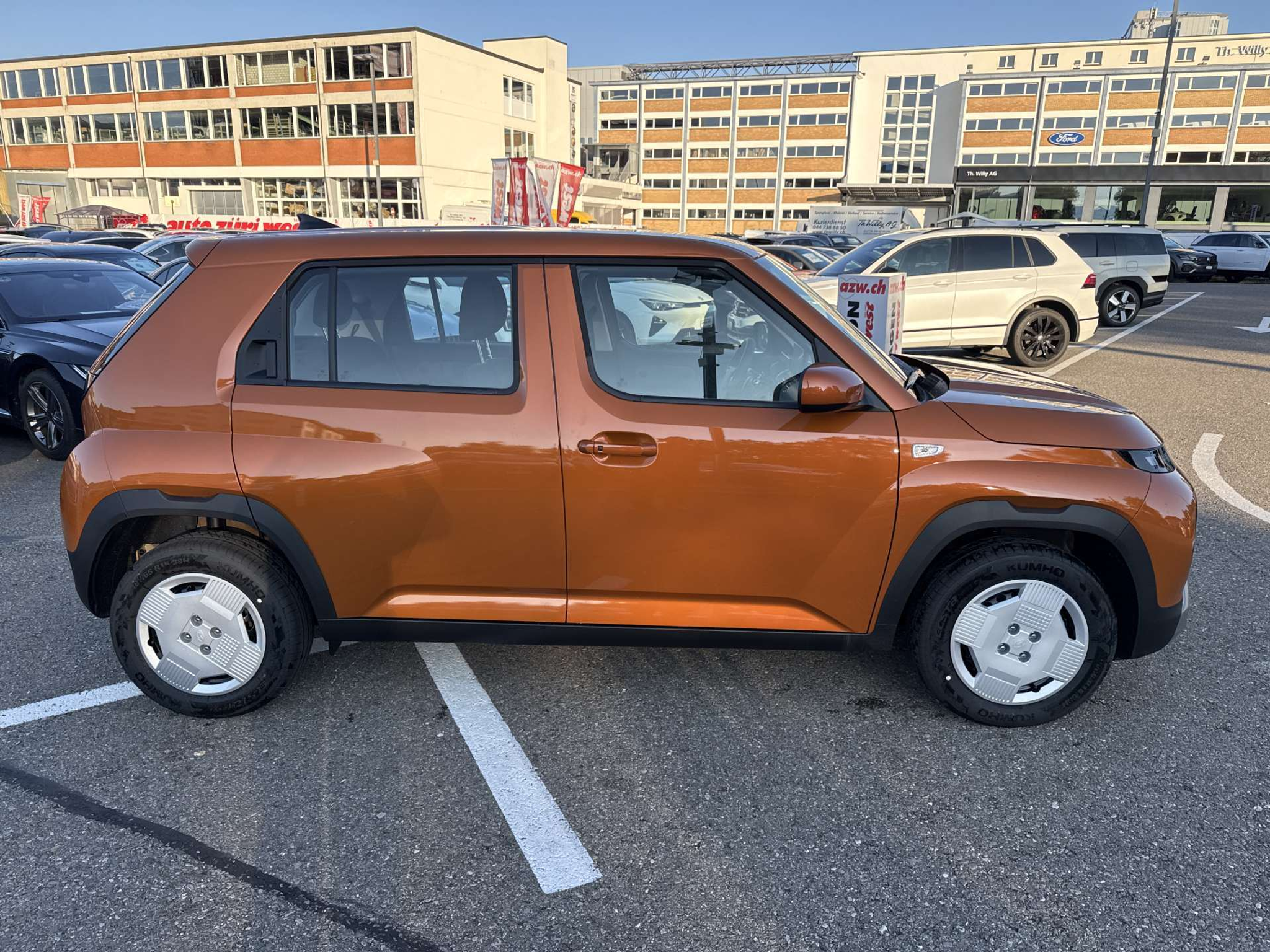 listing desktop thumbnail image 9