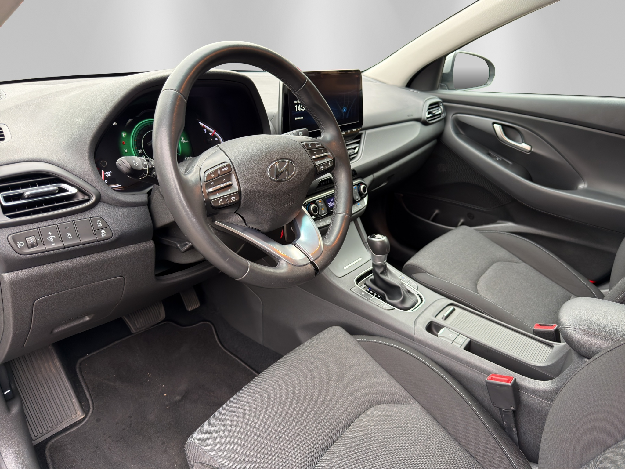 listing desktop thumbnail image 13