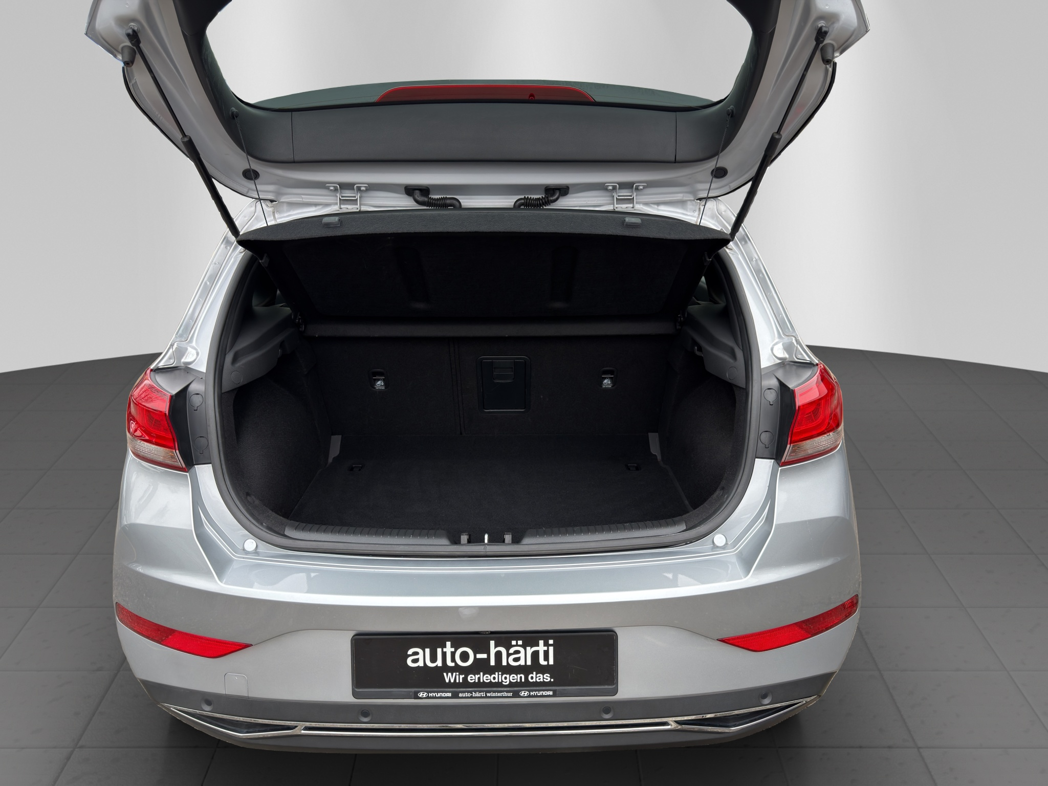 listing desktop thumbnail image 8