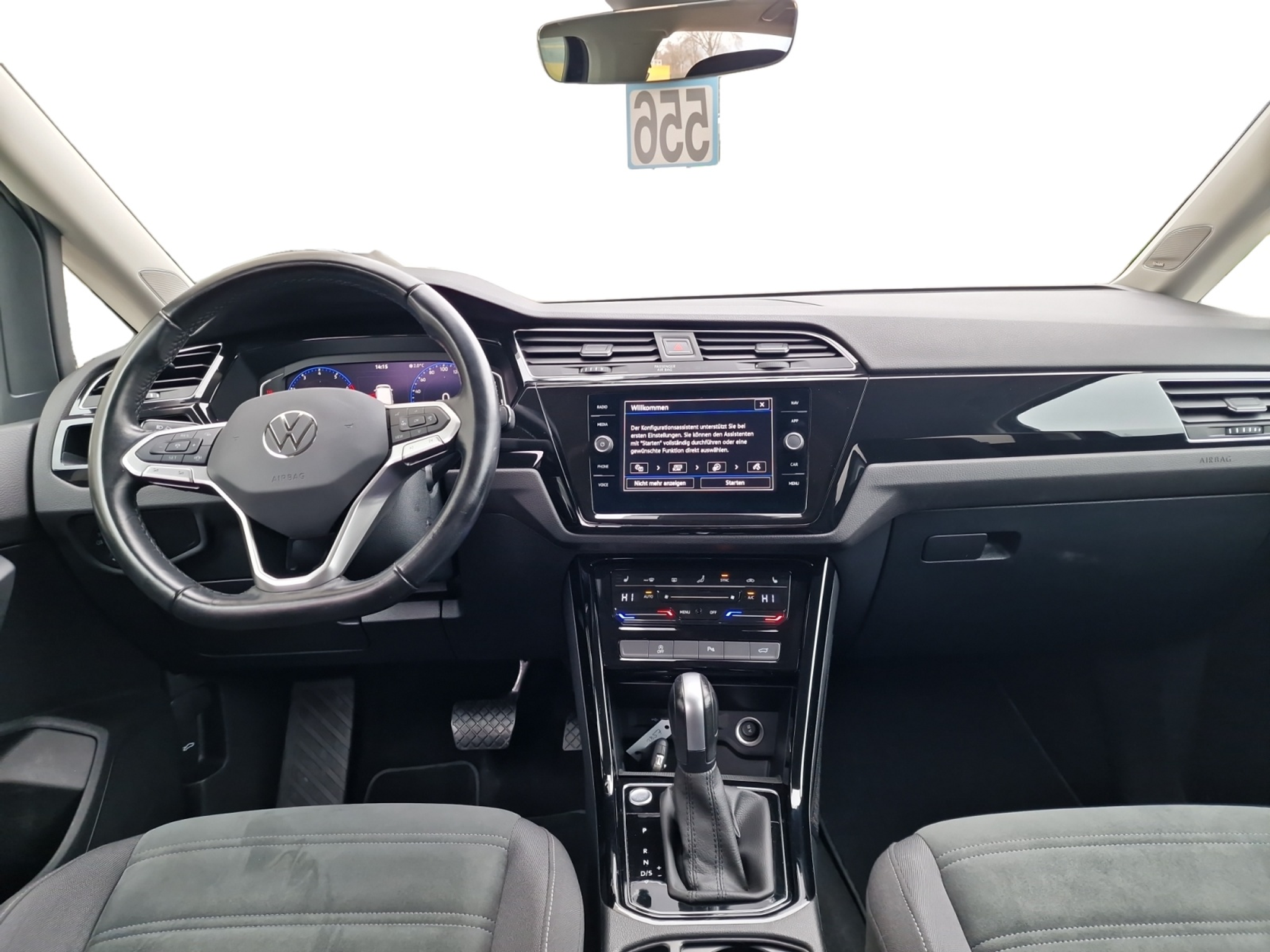 listing desktop thumbnail image 9