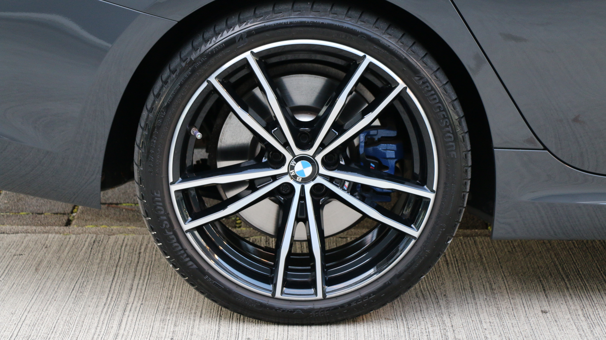 listing desktop thumbnail image 31