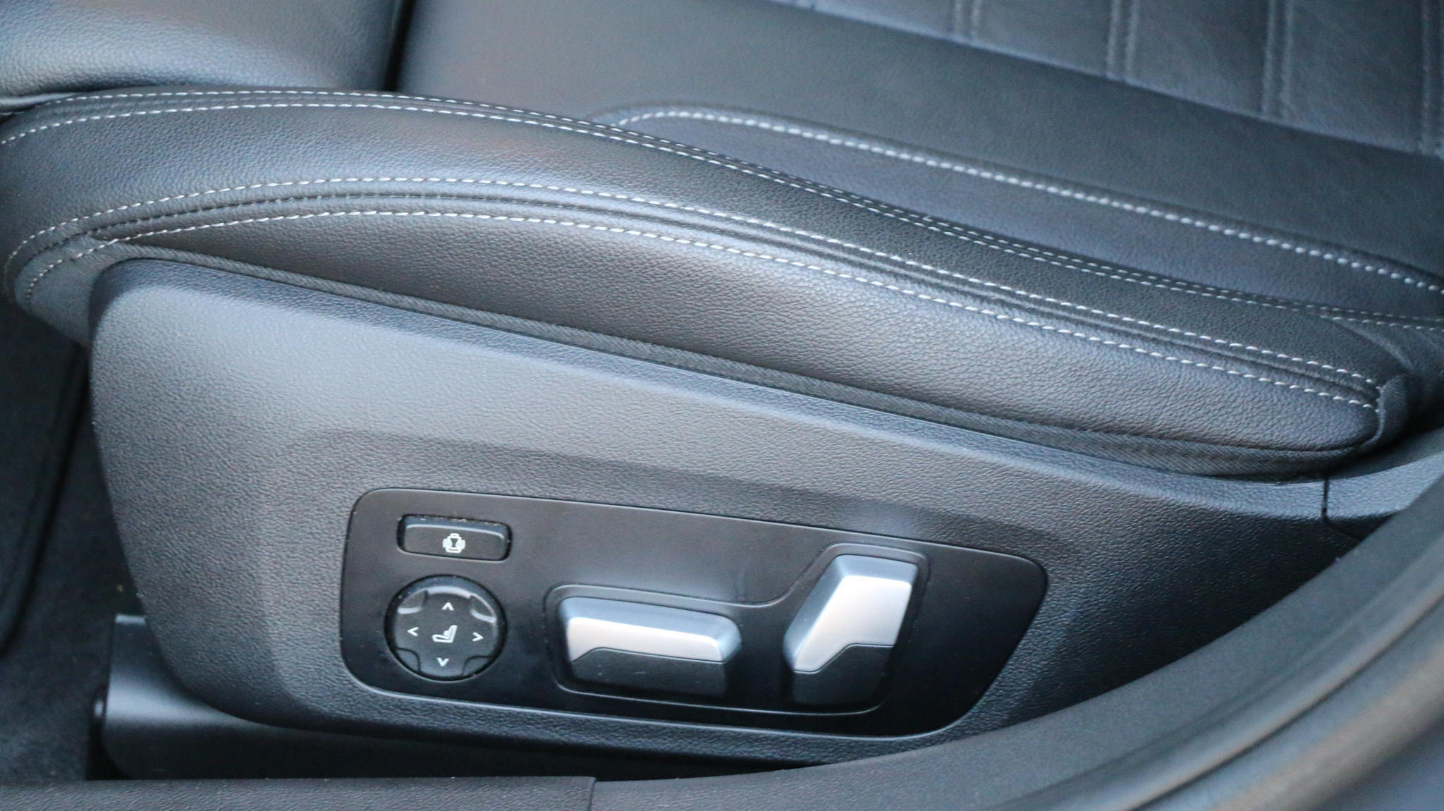 listing desktop thumbnail image 13