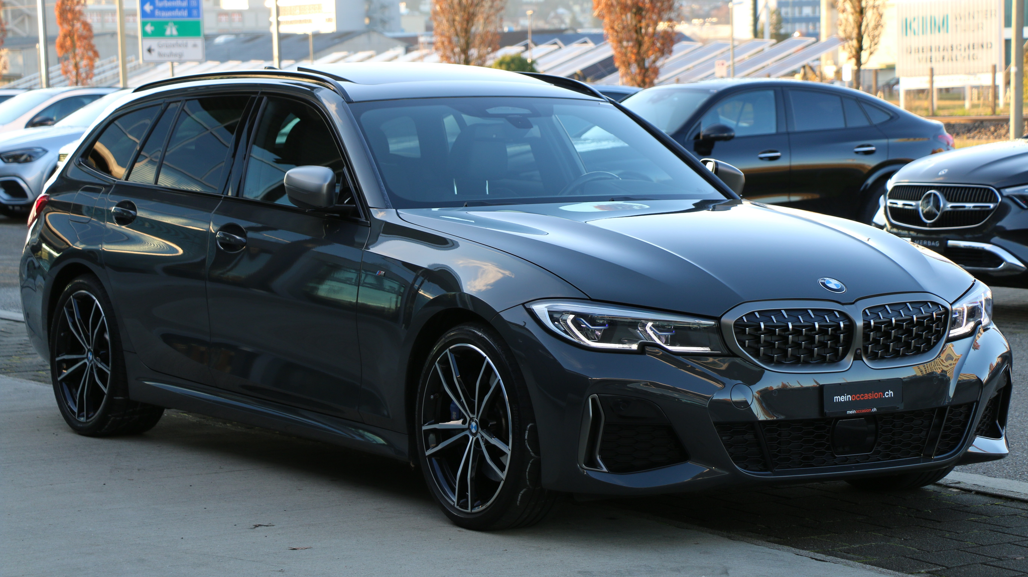 listing desktop thumbnail image 6