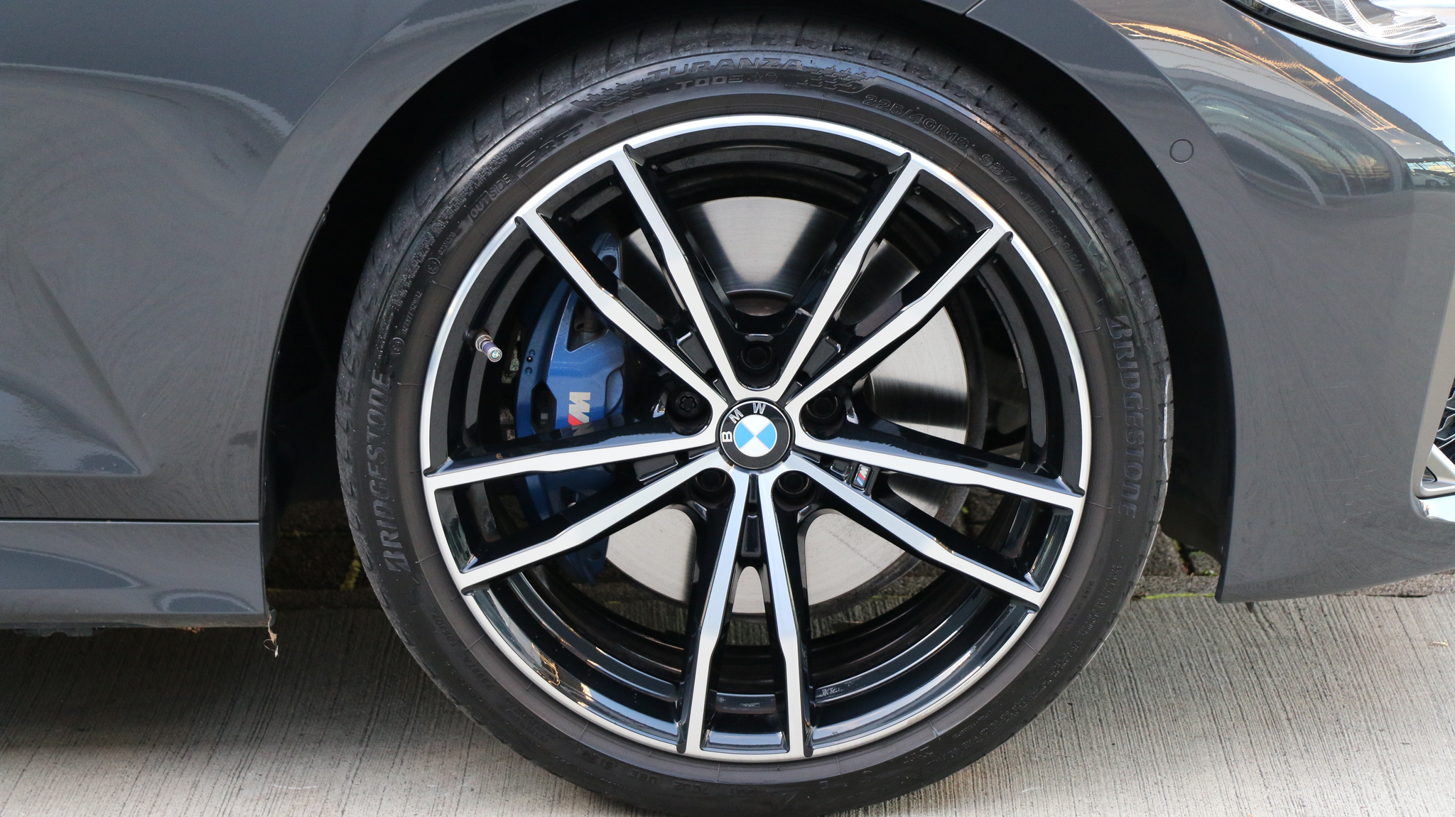 listing desktop thumbnail image 30