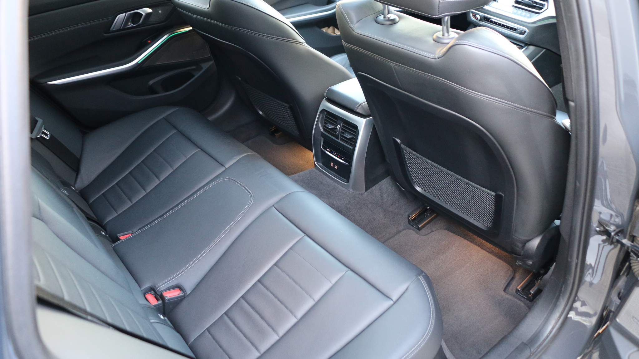 listing desktop thumbnail image 26