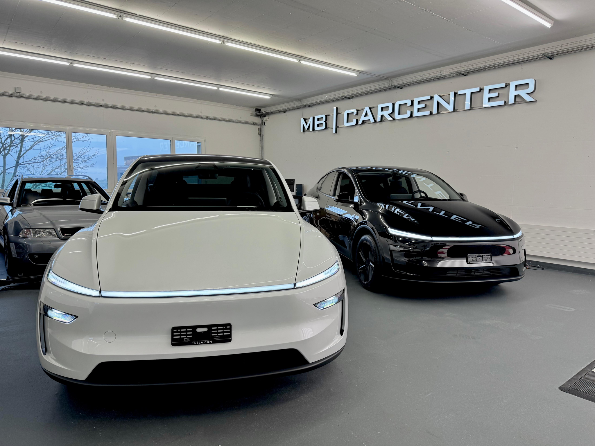 listing desktop thumbnail image 1