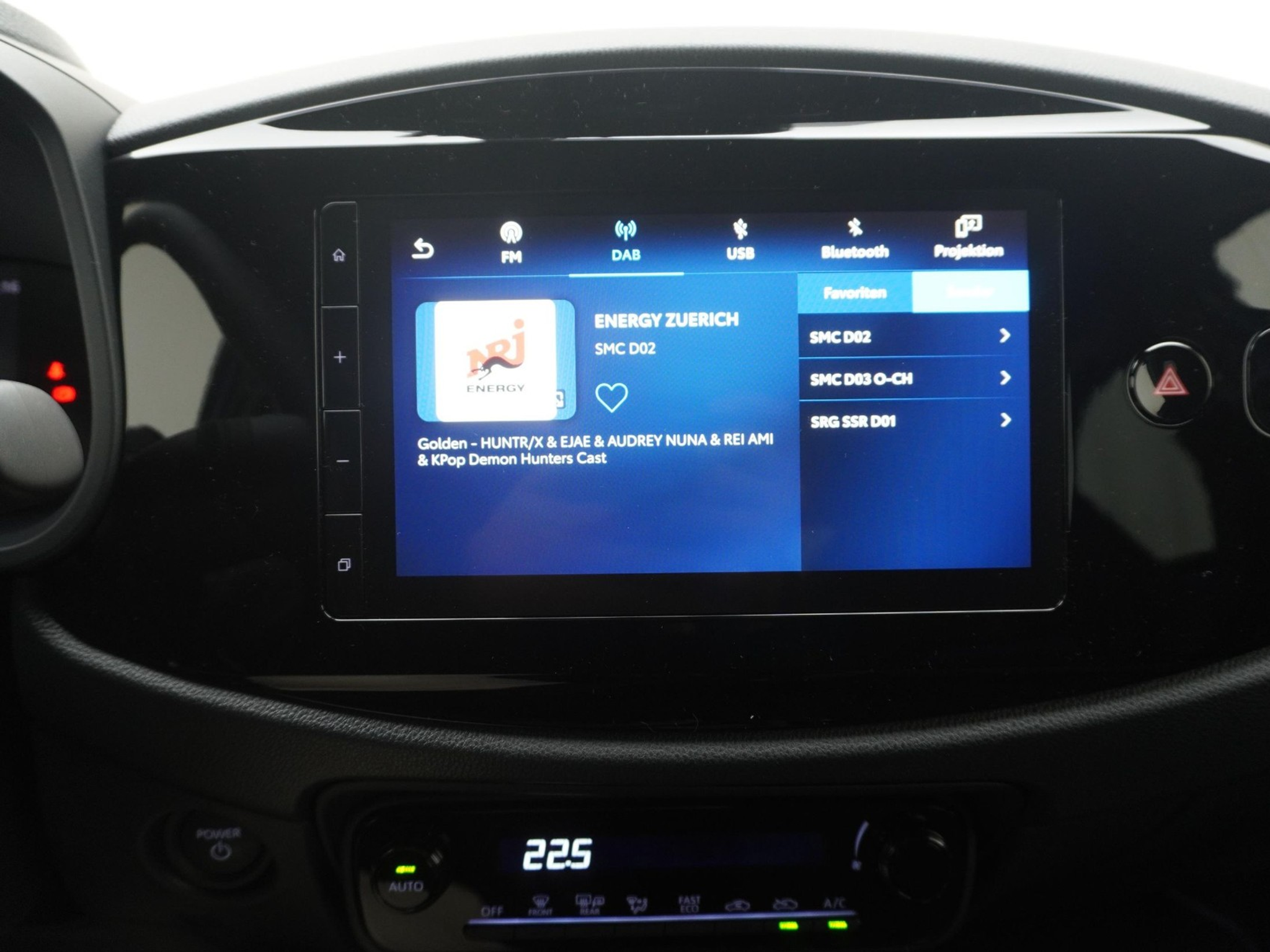 listing desktop thumbnail image 11