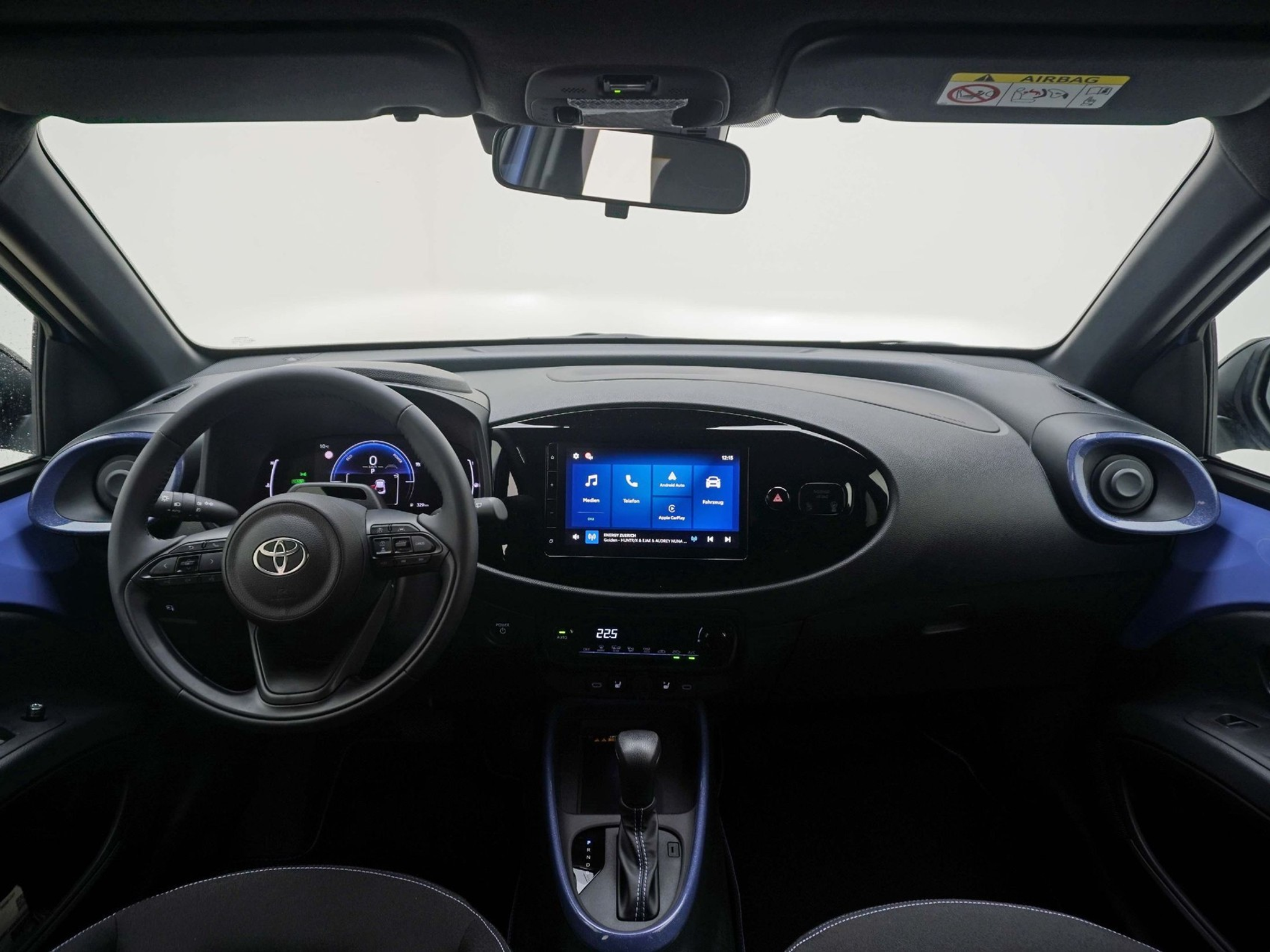 listing desktop thumbnail image 8