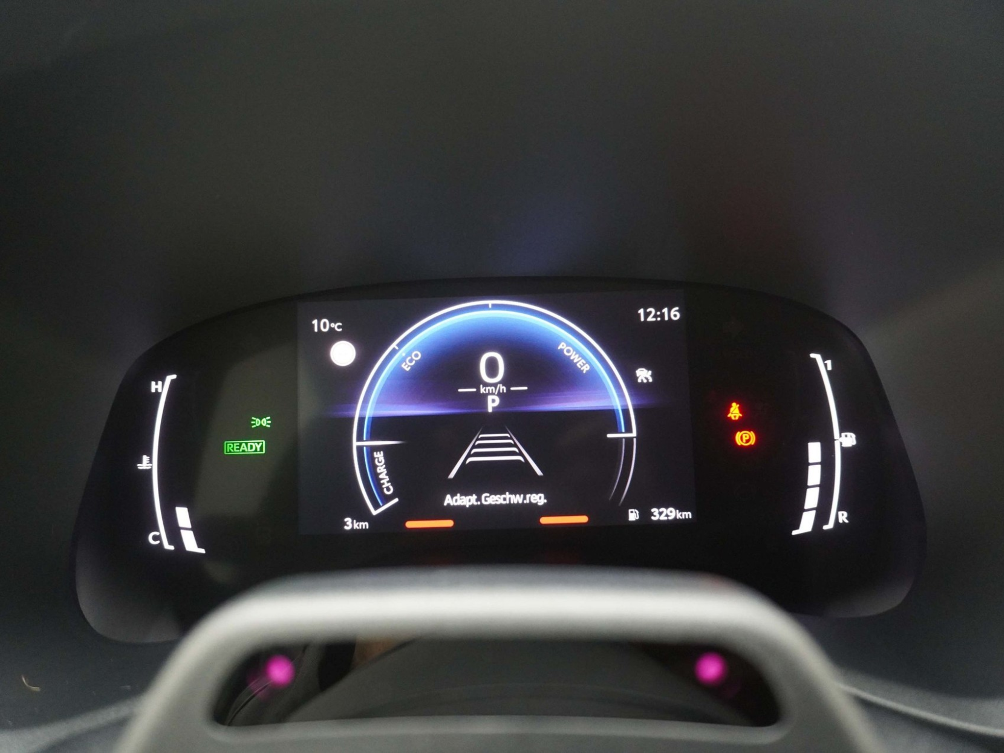 listing desktop thumbnail image 10