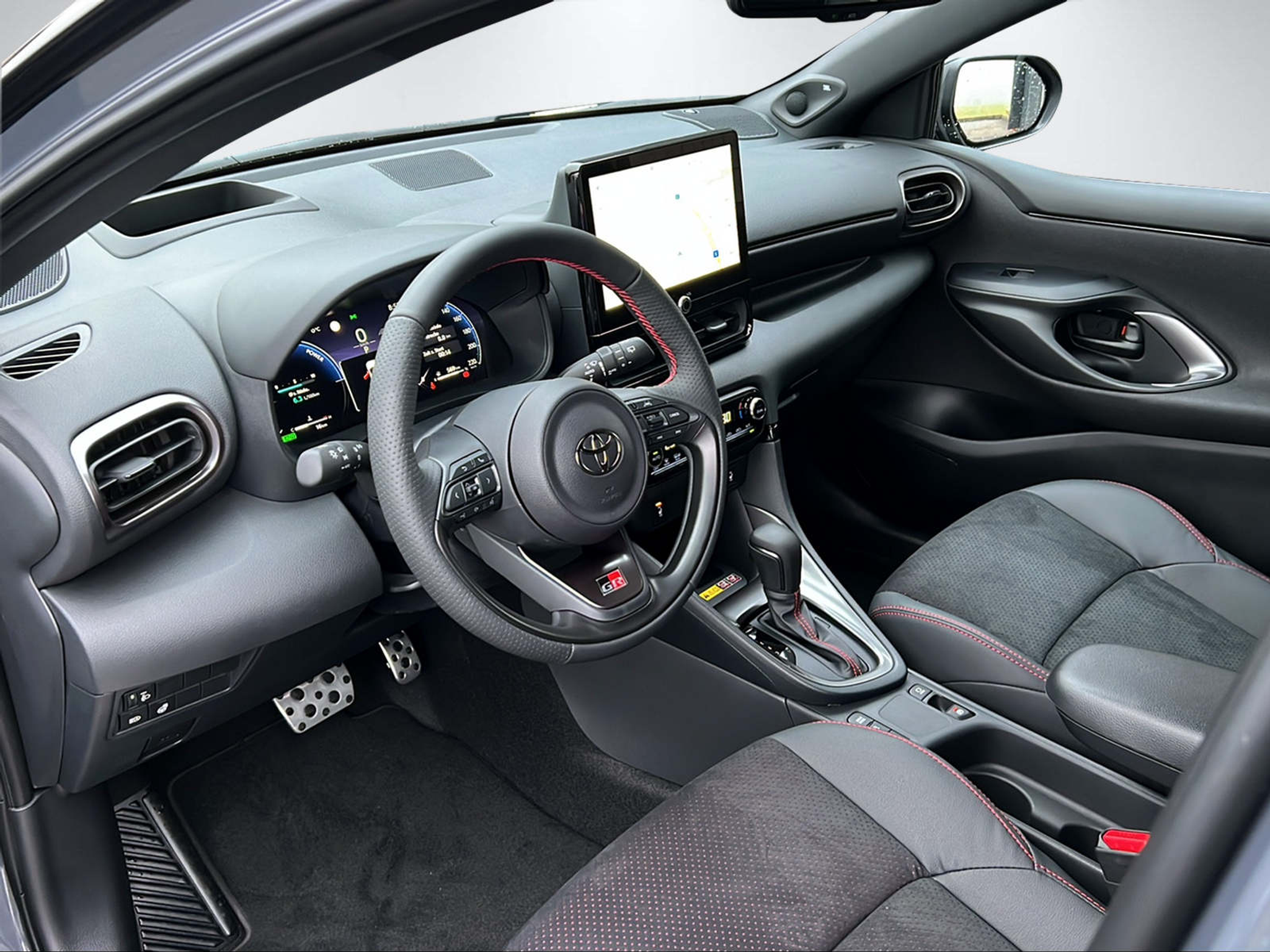 listing desktop thumbnail image 13