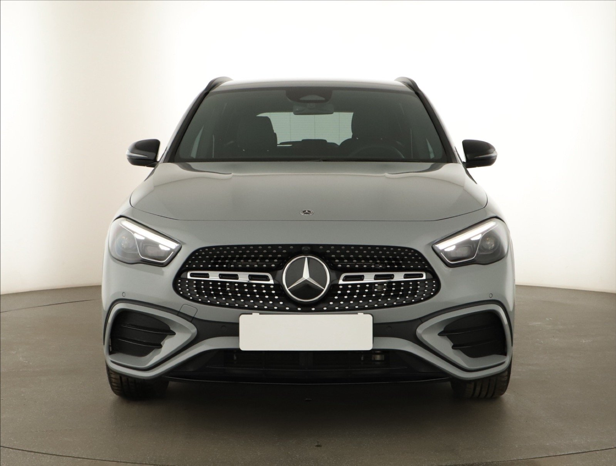 listing desktop thumbnail image 1