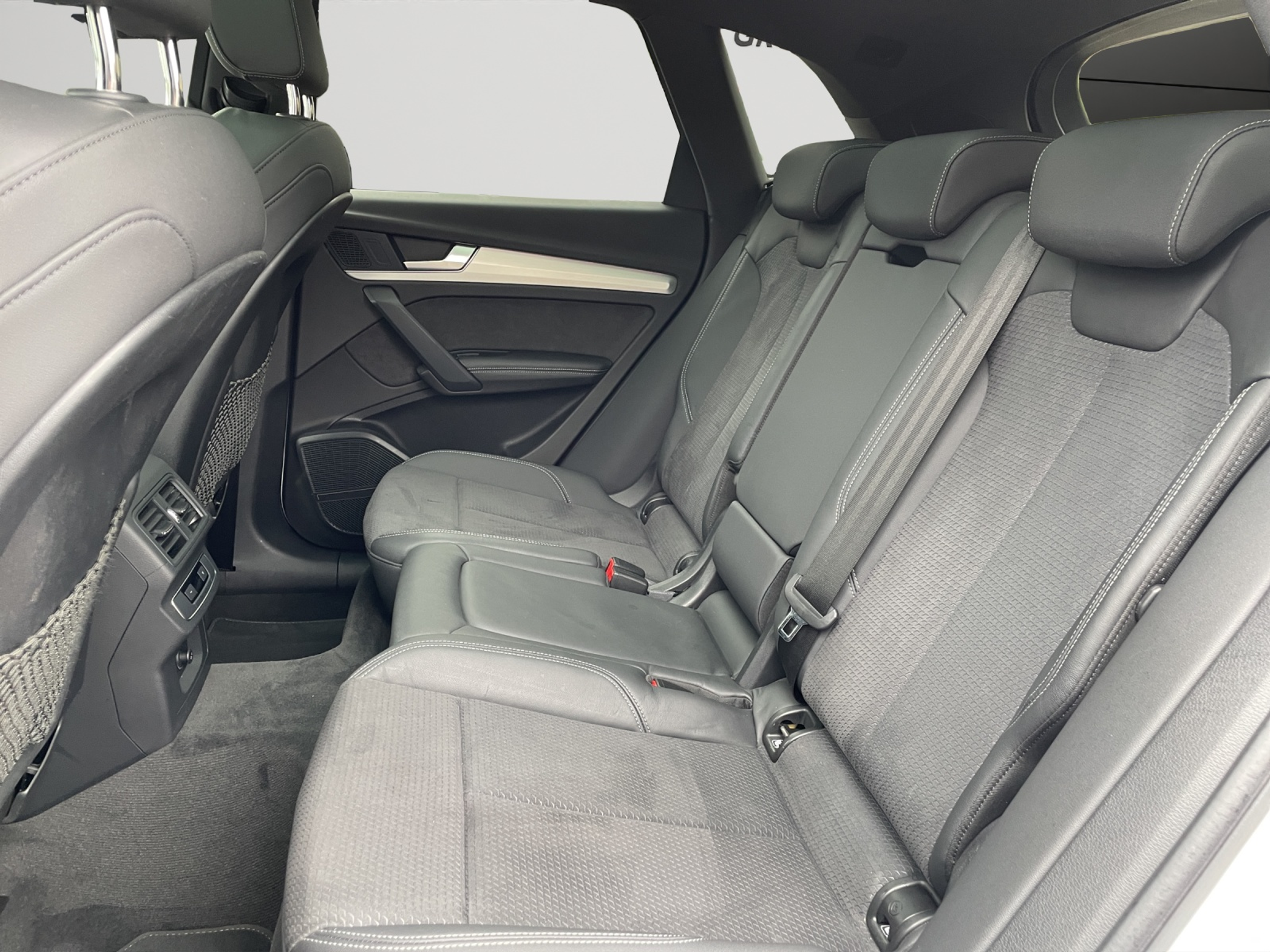 listing desktop thumbnail image 13