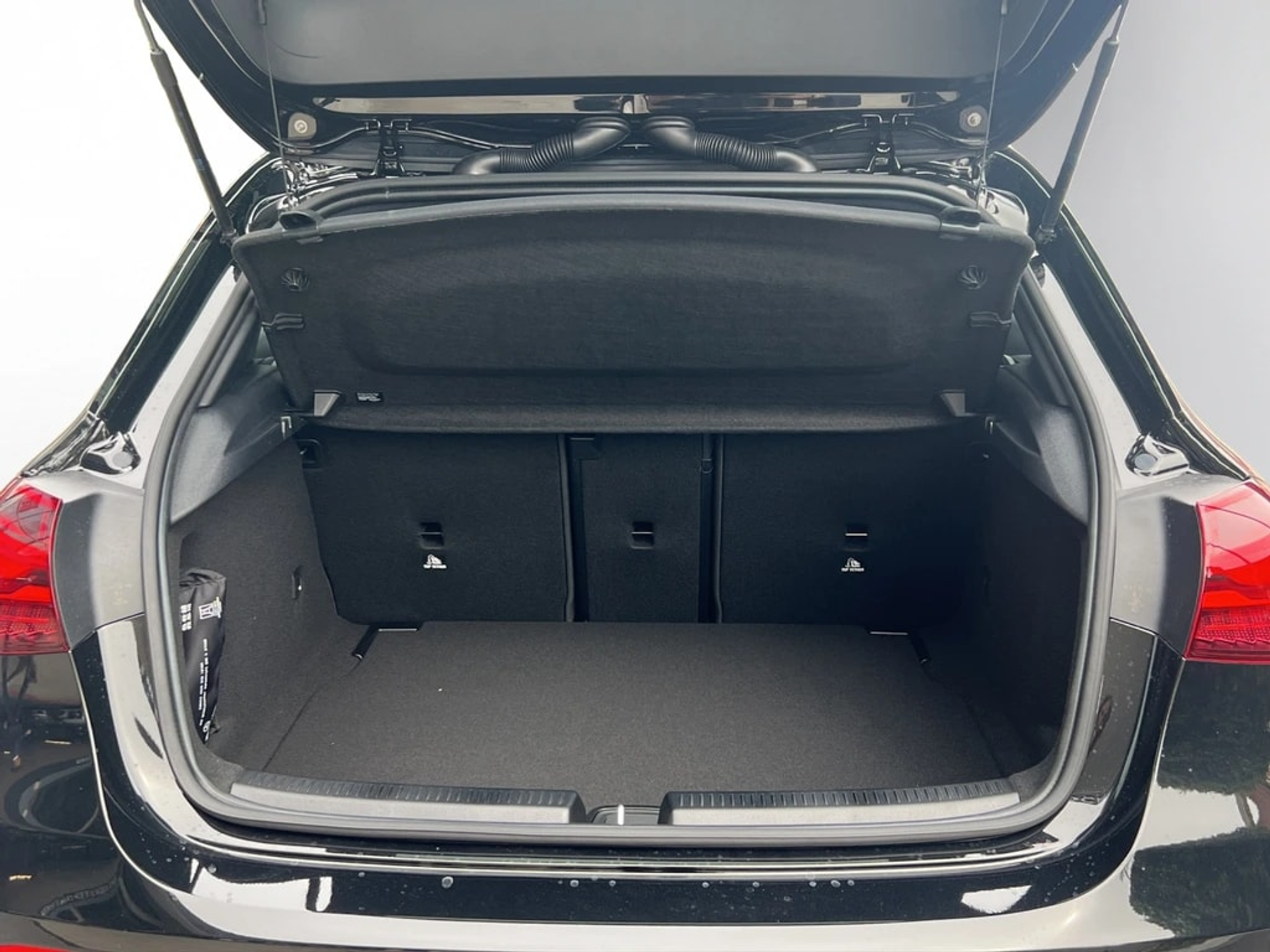 listing desktop thumbnail image 14