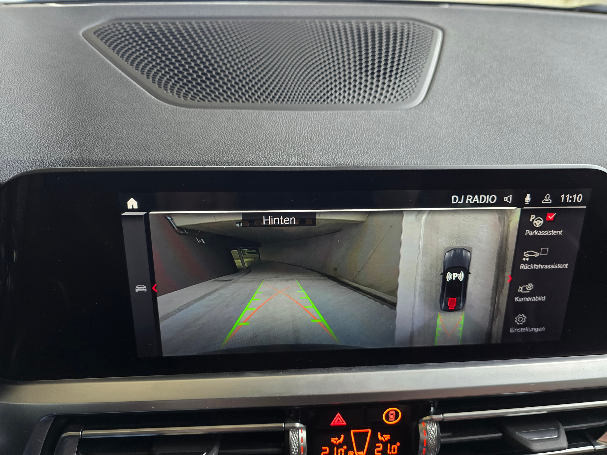 listing desktop thumbnail image 14