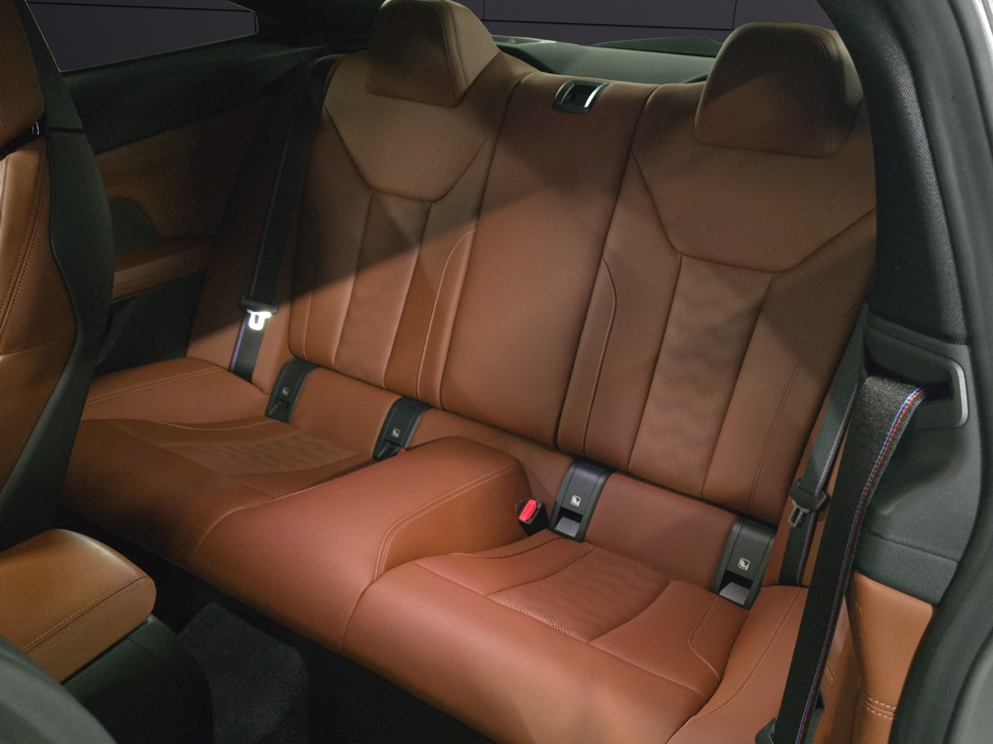 listing desktop thumbnail image 9