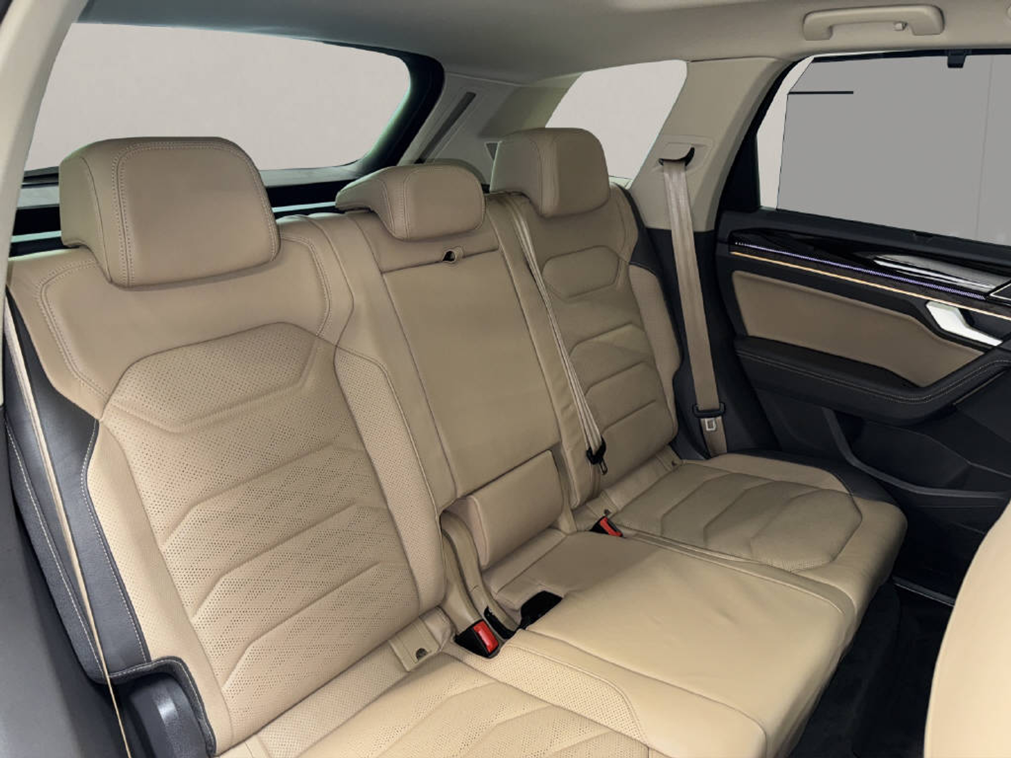 listing desktop thumbnail image 10