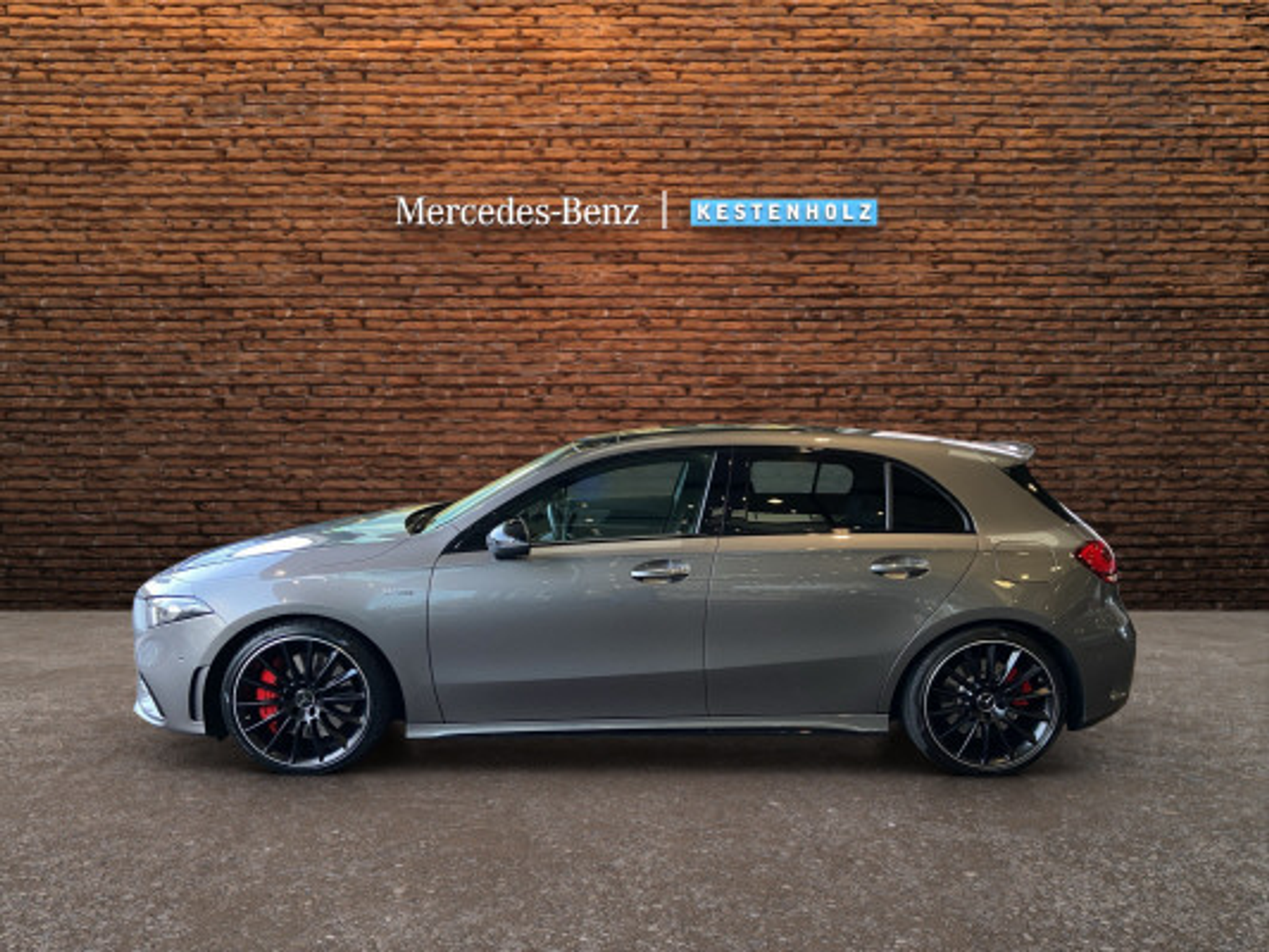 listing desktop thumbnail image 3