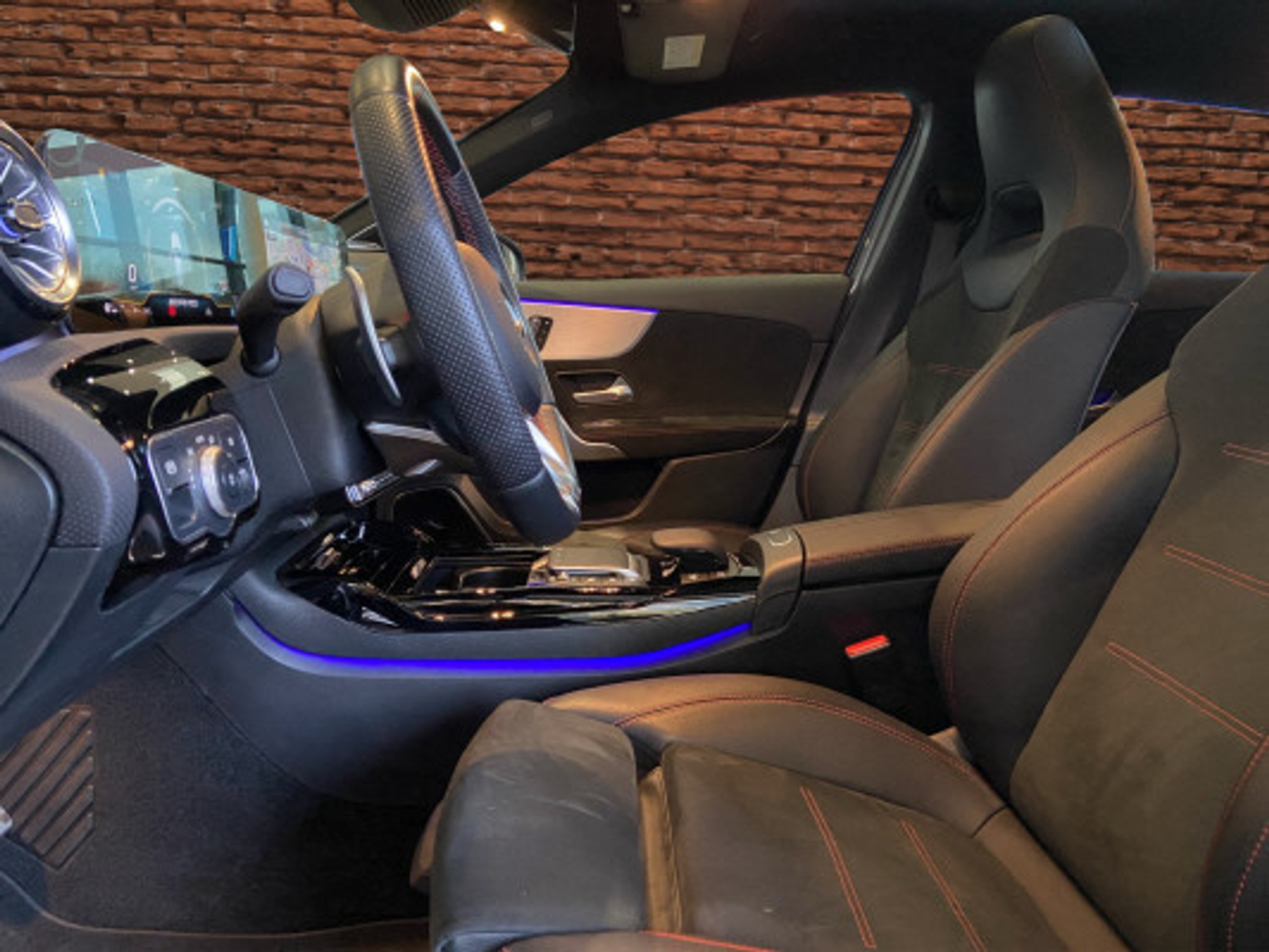 listing desktop thumbnail image 10