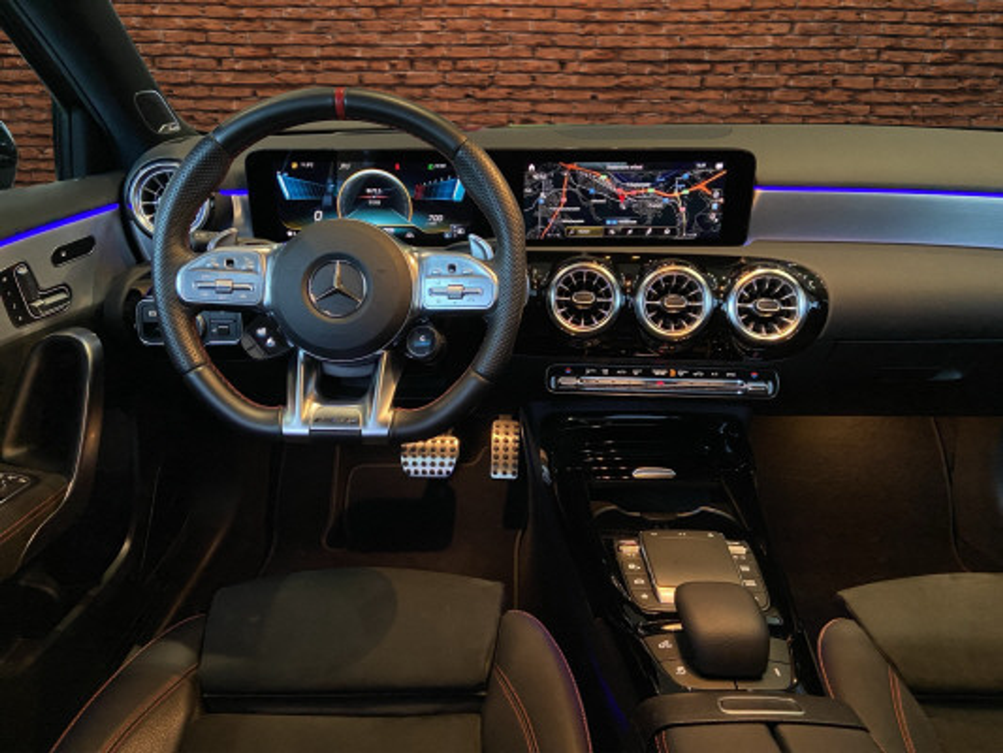 listing desktop thumbnail image 9