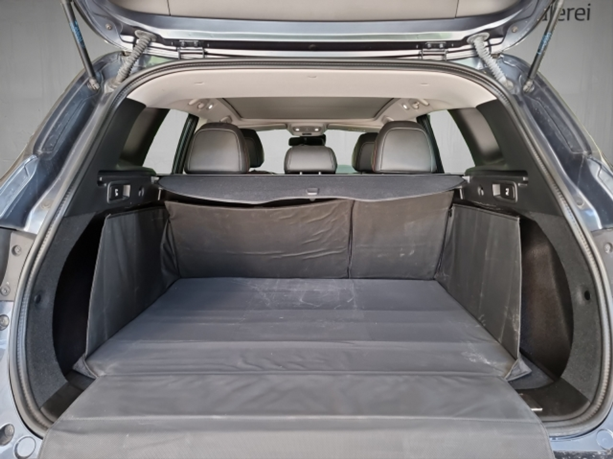 car-image-9