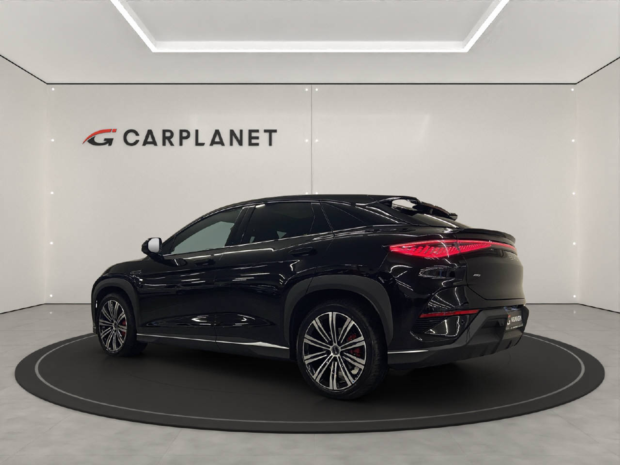 listing desktop thumbnail image 2