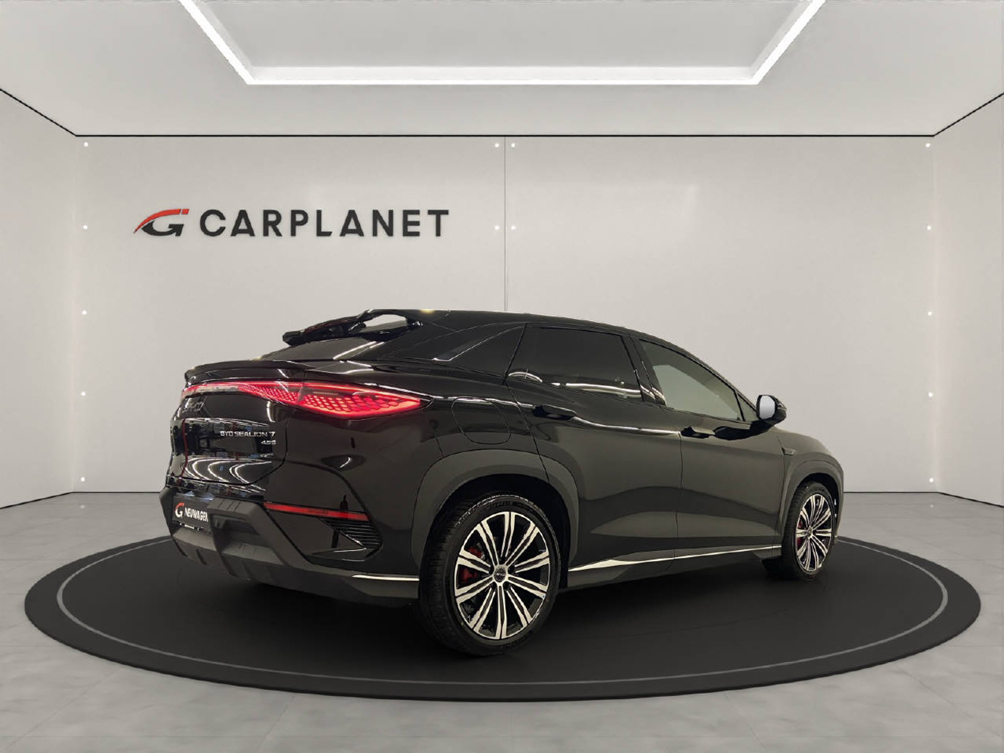 listing desktop thumbnail image 3