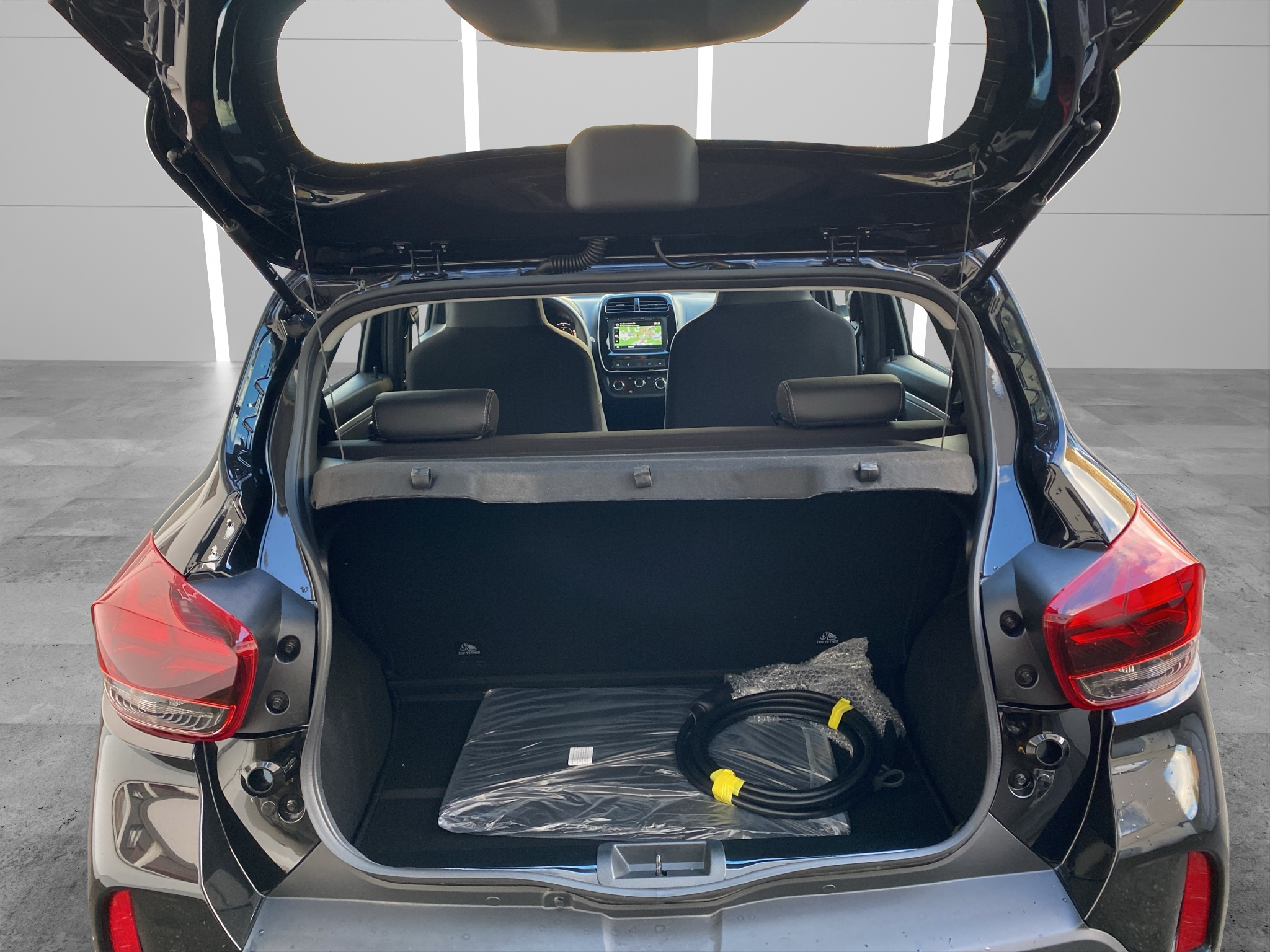 listing desktop thumbnail image 6