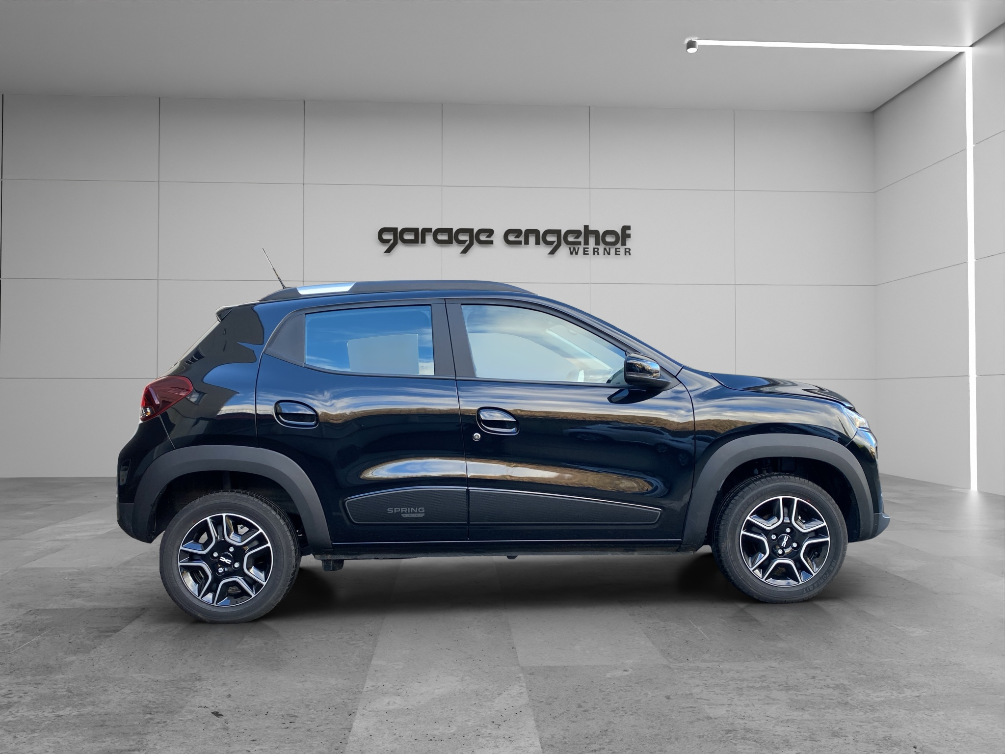 listing desktop thumbnail image 8