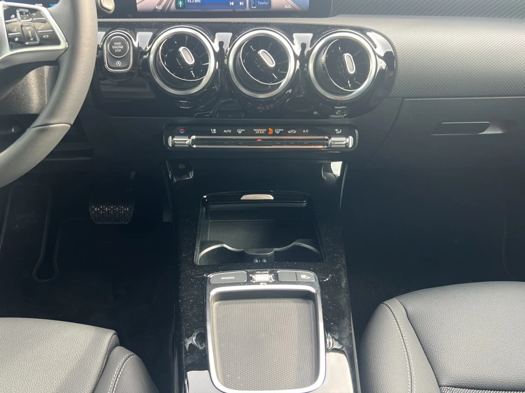 listing desktop thumbnail image 7