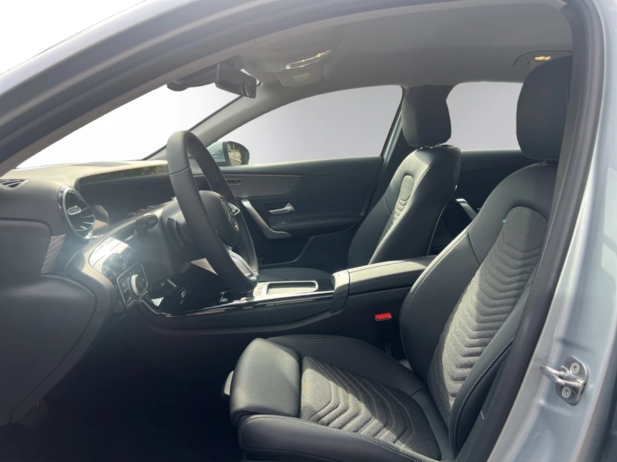 listing desktop thumbnail image 5