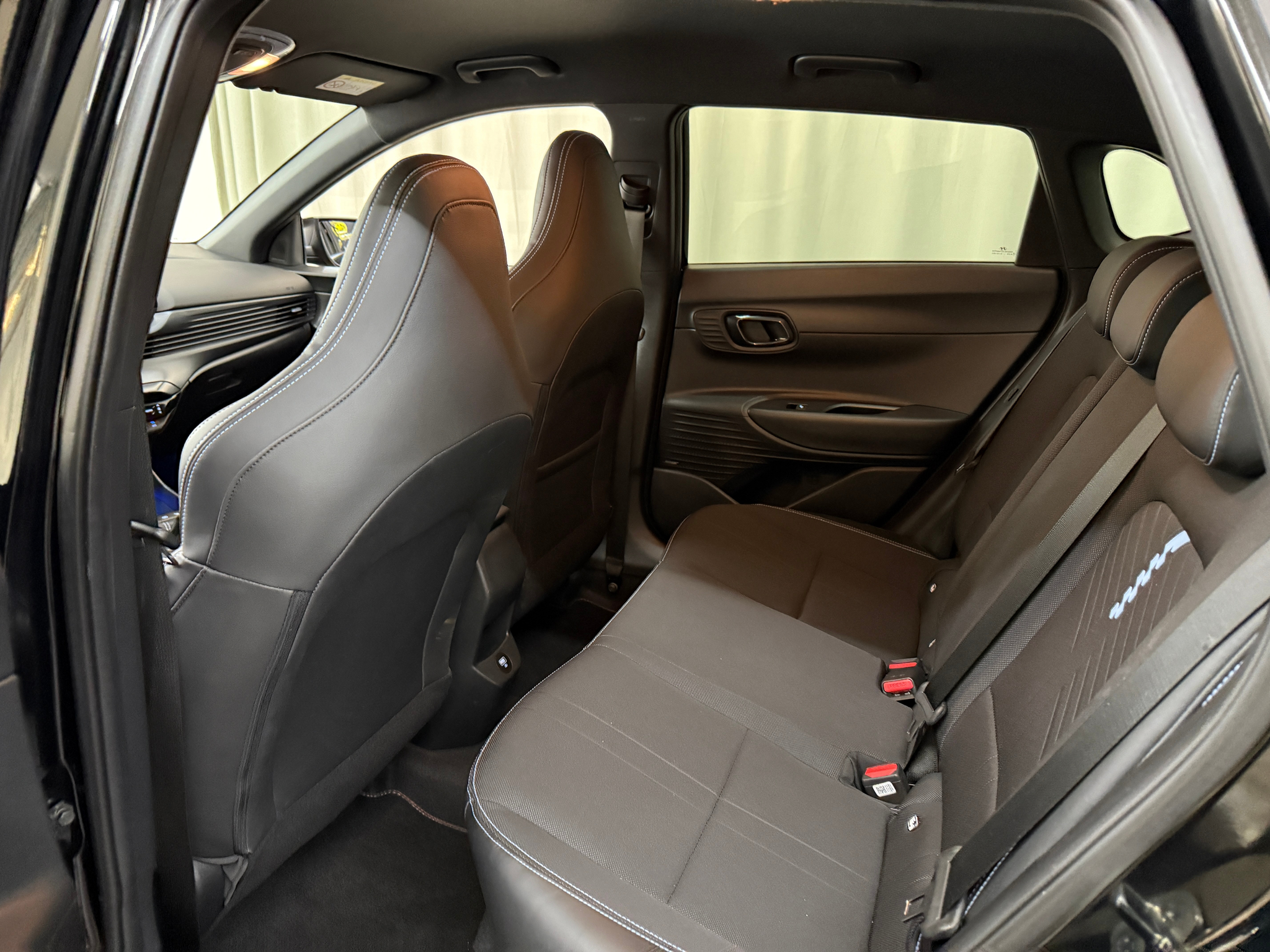 listing desktop thumbnail image 12